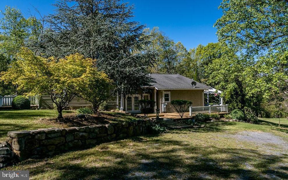 2114 E LEE HWY, NEW MARKET, Virginia 22844, 4 Bedrooms Bedrooms, ,4 BathroomsBathrooms,Residential,For sale,2114 E LEE HWY,VASH2010774 MLS # VASH2010774