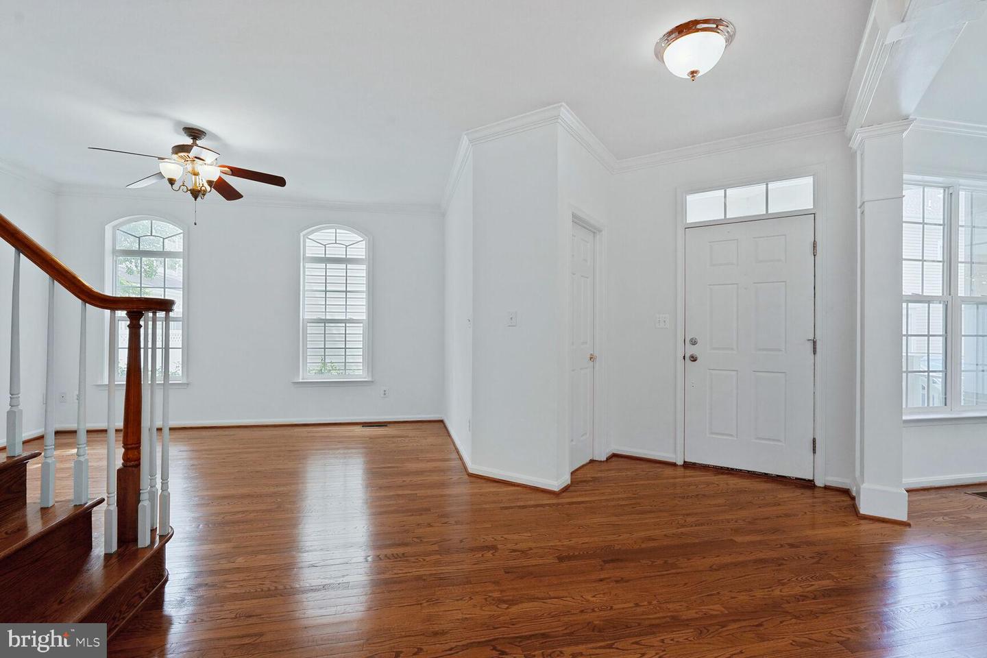 7011 LAWNWOOD CT, FORT BELVOIR, Virginia 22060, 4 Bedrooms Bedrooms, ,5 BathroomsBathrooms,Residential,For sale,7011 LAWNWOOD CT,VAFX2233934 MLS # VAFX2233934