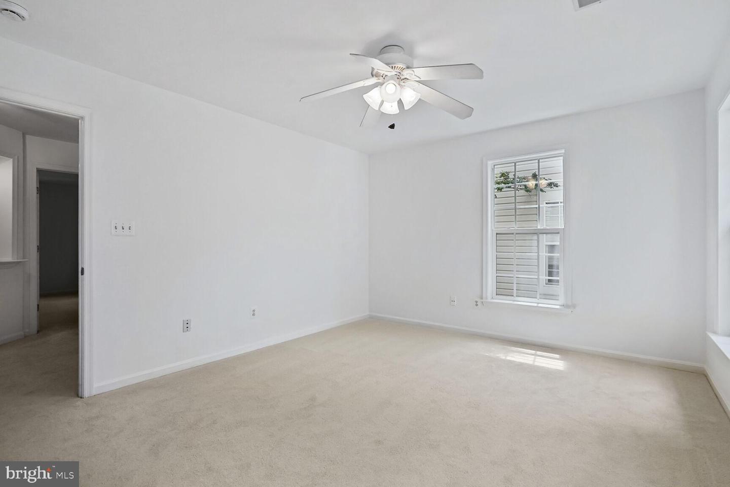7011 LAWNWOOD CT, FORT BELVOIR, Virginia 22060, 4 Bedrooms Bedrooms, ,5 BathroomsBathrooms,Residential,For sale,7011 LAWNWOOD CT,VAFX2233934 MLS # VAFX2233934