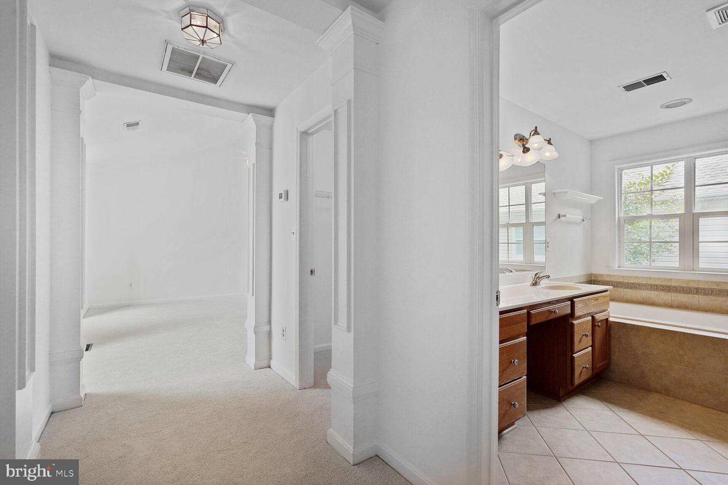 7011 LAWNWOOD CT, FORT BELVOIR, Virginia 22060, 4 Bedrooms Bedrooms, ,5 BathroomsBathrooms,Residential,For sale,7011 LAWNWOOD CT,VAFX2233934 MLS # VAFX2233934