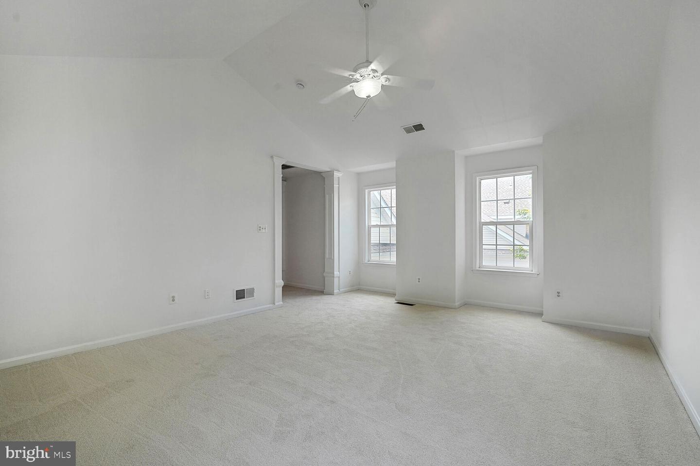 7011 LAWNWOOD CT, FORT BELVOIR, Virginia 22060, 4 Bedrooms Bedrooms, ,5 BathroomsBathrooms,Residential,For sale,7011 LAWNWOOD CT,VAFX2233934 MLS # VAFX2233934