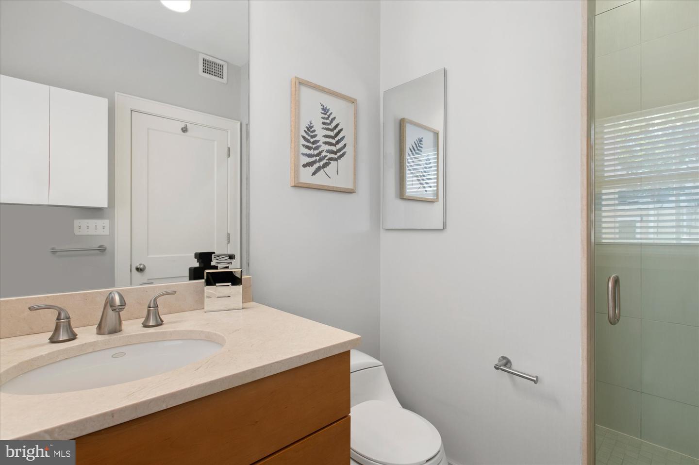 1817 SWANN ST NW #D, WASHINGTON, District Of Columbia 20009, 2 Bedrooms Bedrooms, ,2 BathroomsBathrooms,Residential,For sale,1817 SWANN ST NW #D,DCDC2199842 MLS # DCDC2199842