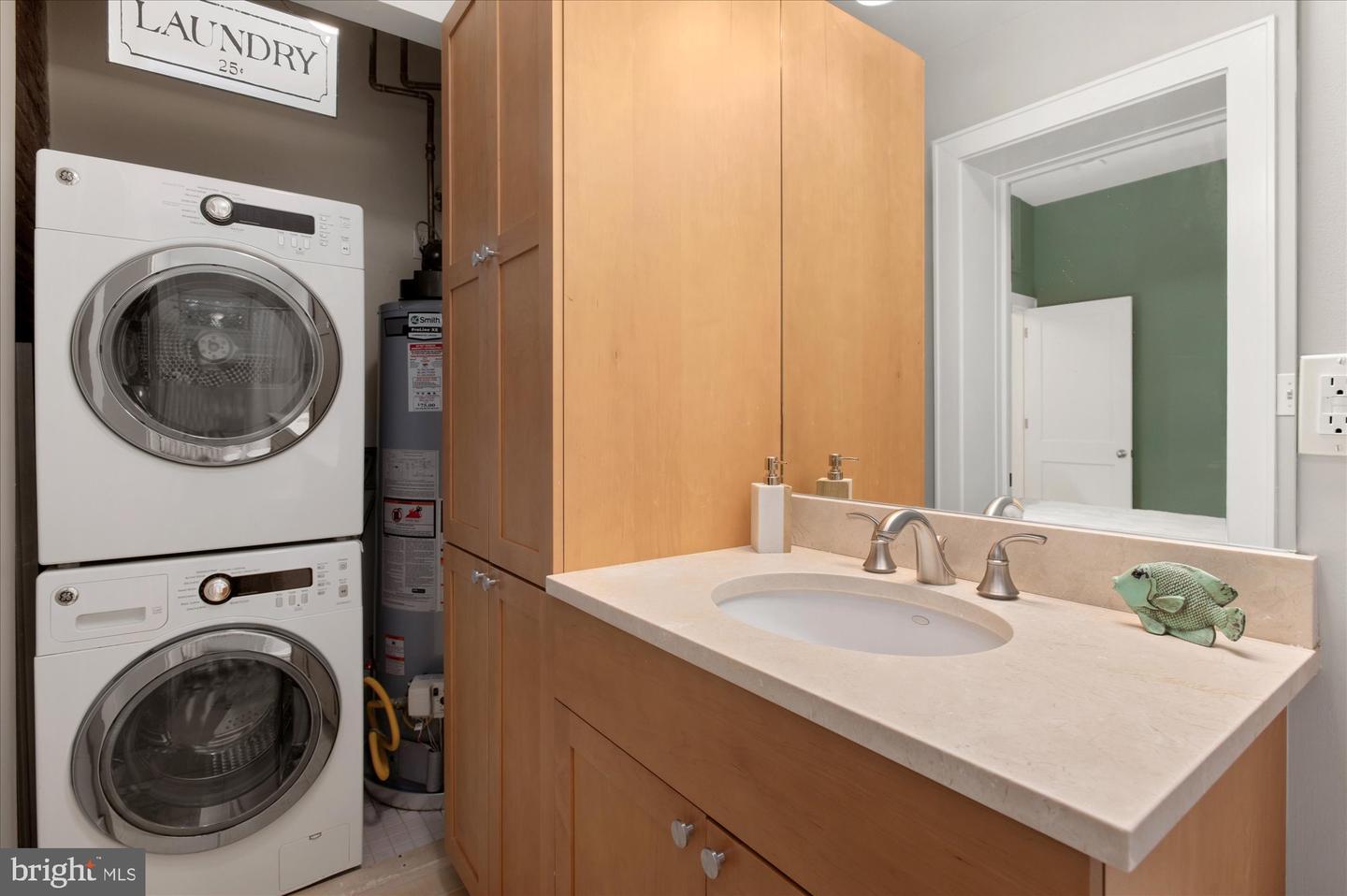 1817 SWANN ST NW #D, WASHINGTON, District Of Columbia 20009, 2 Bedrooms Bedrooms, ,2 BathroomsBathrooms,Residential,For sale,1817 SWANN ST NW #D,DCDC2199842 MLS # DCDC2199842