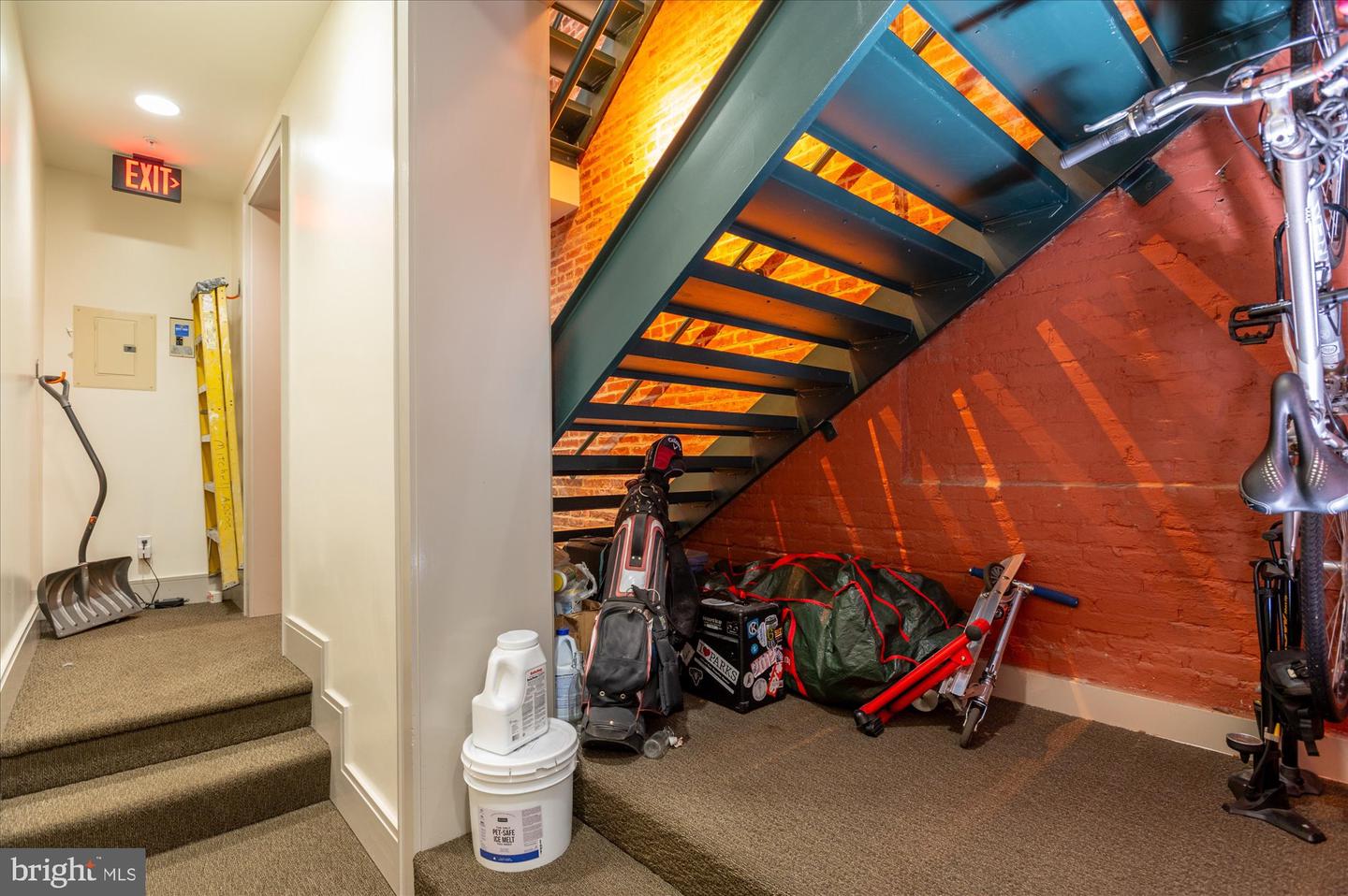 1817 SWANN ST NW #D, WASHINGTON, District Of Columbia 20009, 2 Bedrooms Bedrooms, ,2 BathroomsBathrooms,Residential,For sale,1817 SWANN ST NW #D,DCDC2199842 MLS # DCDC2199842