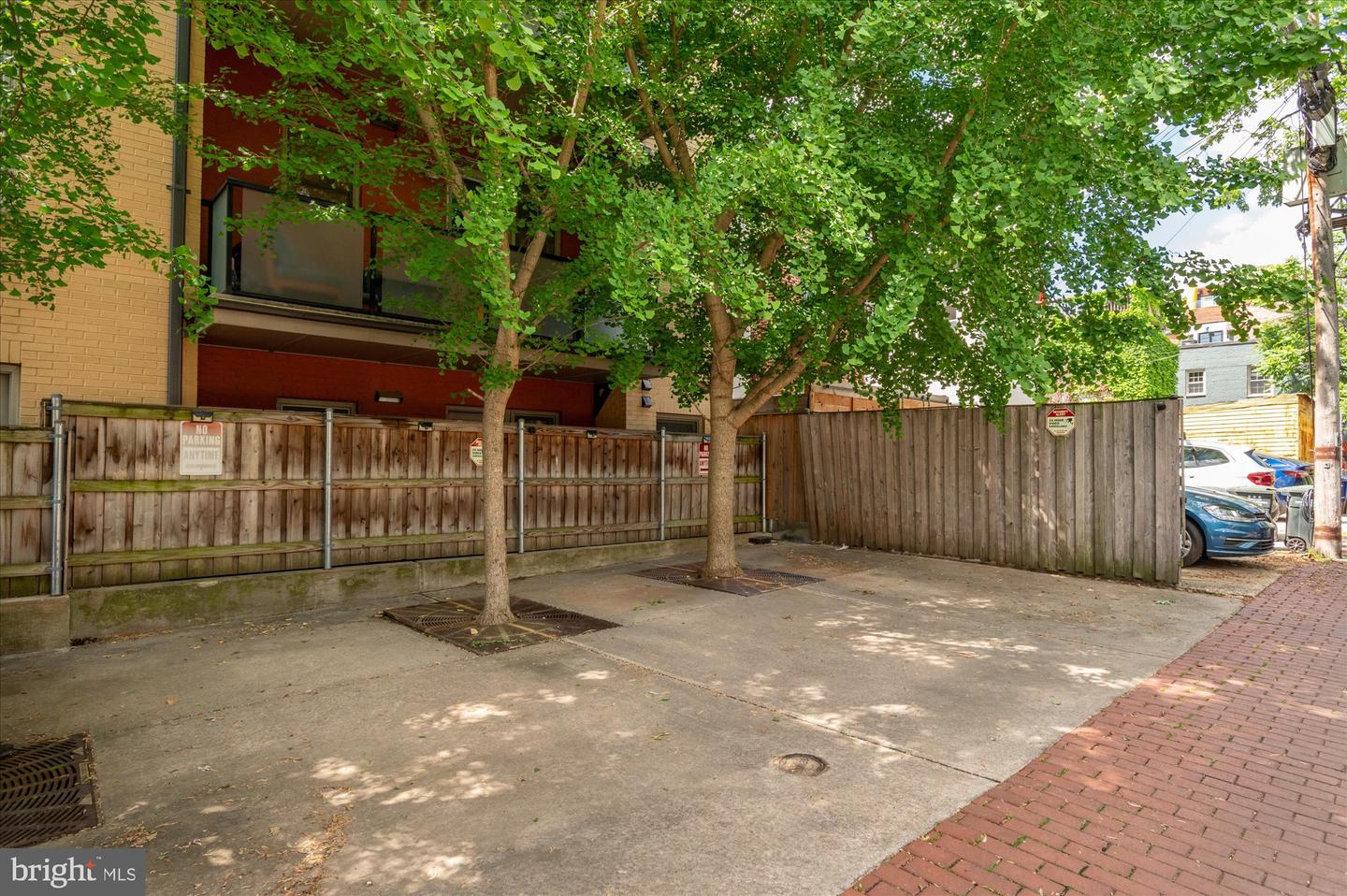 1817 SWANN ST NW #D, WASHINGTON, District Of Columbia 20009, 2 Bedrooms Bedrooms, ,2 BathroomsBathrooms,Residential,For sale,1817 SWANN ST NW #D,DCDC2199842 MLS # DCDC2199842