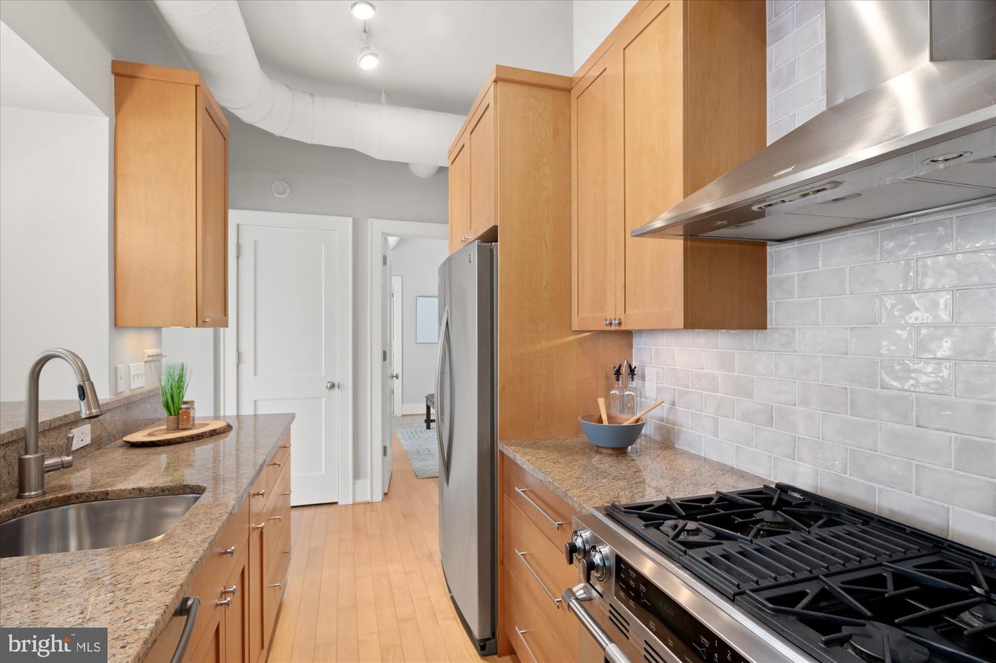 1817 SWANN ST NW #D, WASHINGTON, District Of Columbia 20009, 2 Bedrooms Bedrooms, ,2 BathroomsBathrooms,Residential,For sale,1817 SWANN ST NW #D,DCDC2199842 MLS # DCDC2199842