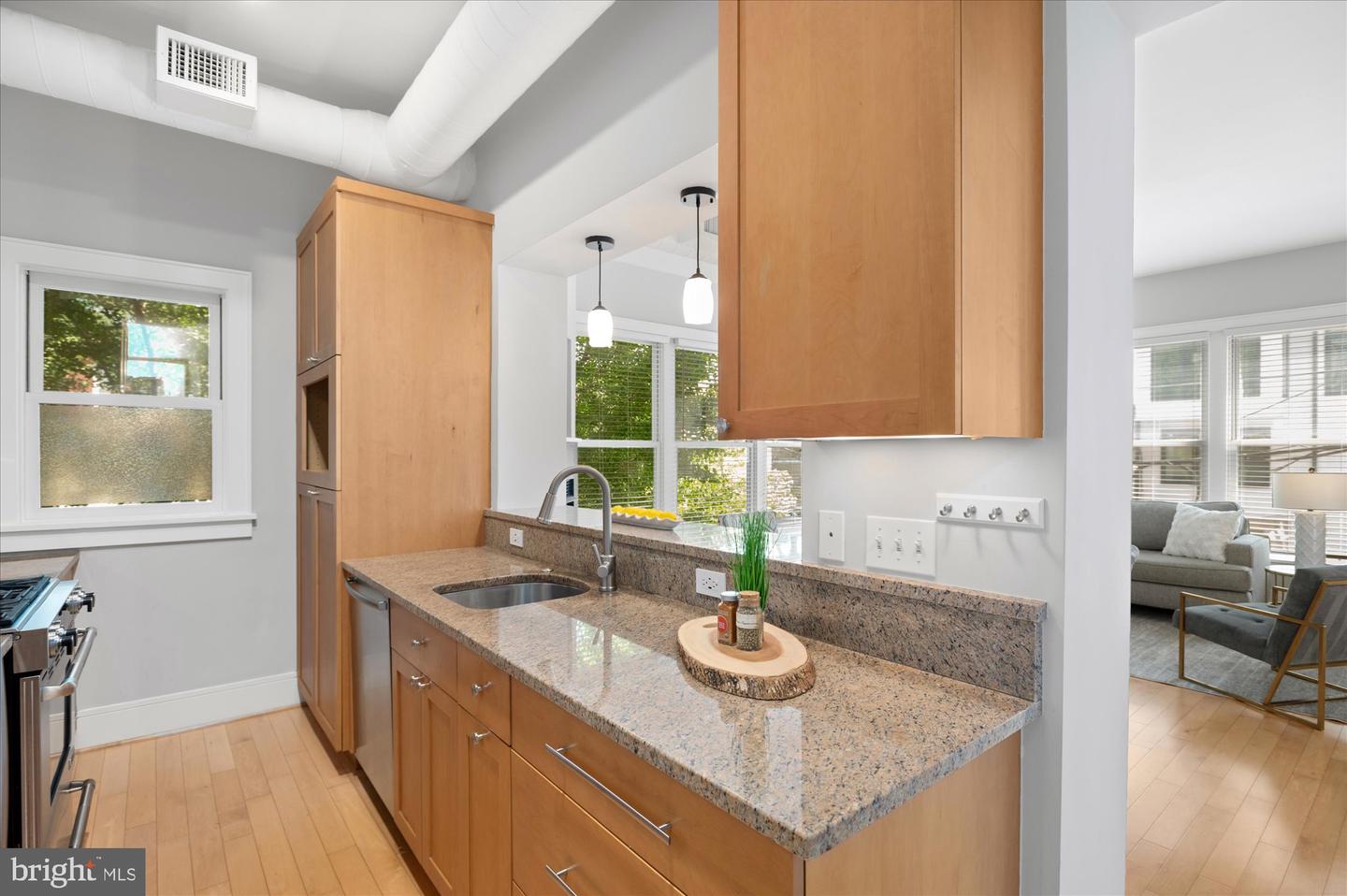 1817 SWANN ST NW #D, WASHINGTON, District Of Columbia 20009, 2 Bedrooms Bedrooms, ,2 BathroomsBathrooms,Residential,For sale,1817 SWANN ST NW #D,DCDC2199842 MLS # DCDC2199842