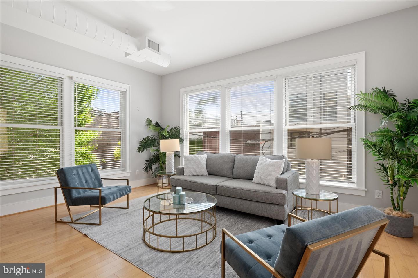 1817 SWANN ST NW #D, WASHINGTON, District Of Columbia 20009, 2 Bedrooms Bedrooms, ,2 BathroomsBathrooms,Residential,For sale,1817 SWANN ST NW #D,DCDC2199842 MLS # DCDC2199842