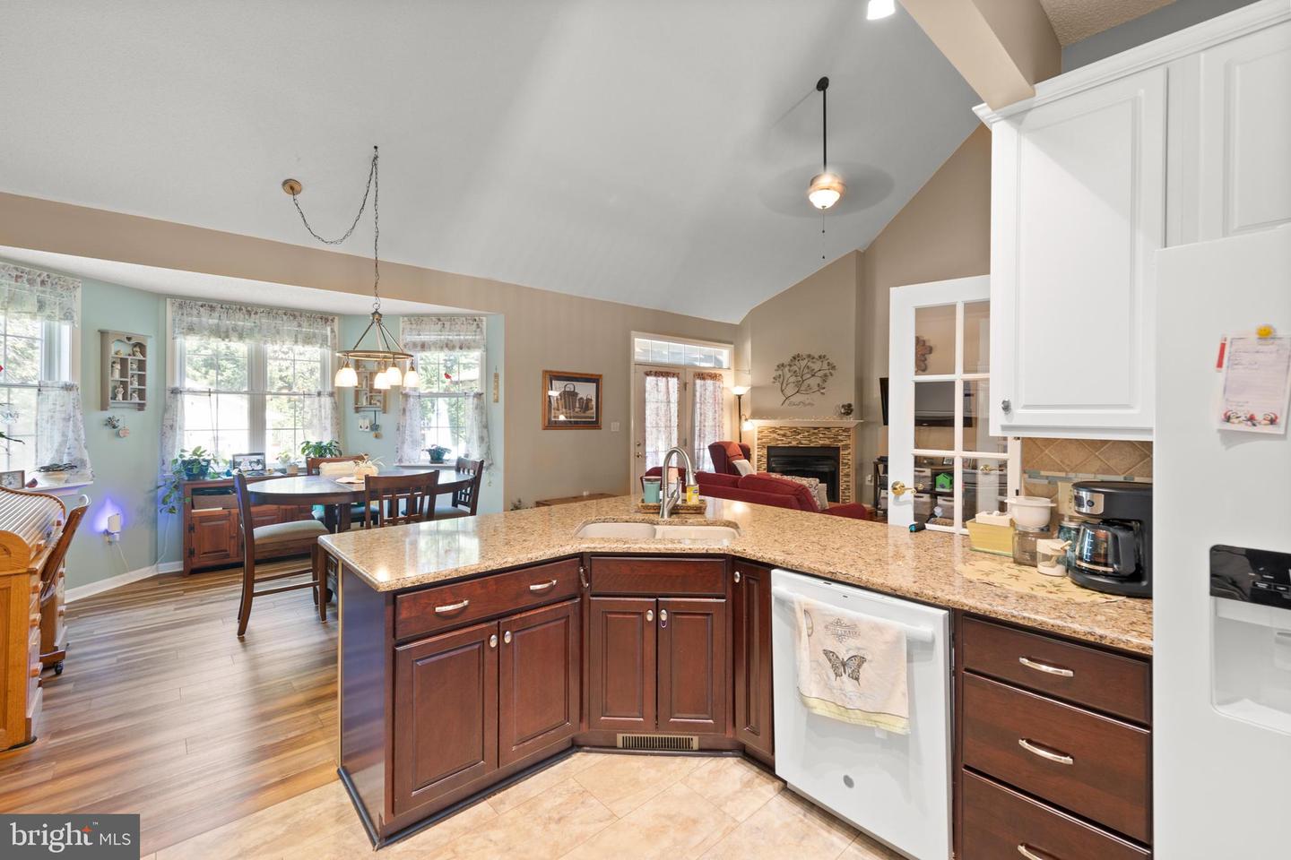 128 TRUNK DR, STEPHENS CITY, Virginia 22655, 3 Bedrooms Bedrooms, ,2 BathroomsBathrooms,Residential,For sale,128 TRUNK DR,VAFV2034332 MLS # VAFV2034332