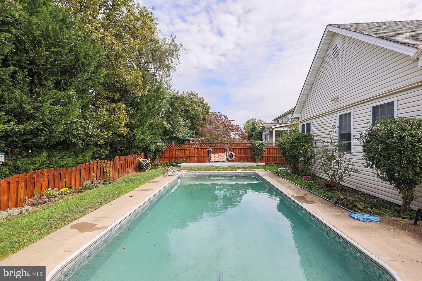 128 TRUNK DR, STEPHENS CITY, Virginia 22655, 3 Bedrooms Bedrooms, ,2 BathroomsBathrooms,Residential,For sale,128 TRUNK DR,VAFV2034332 MLS # VAFV2034332