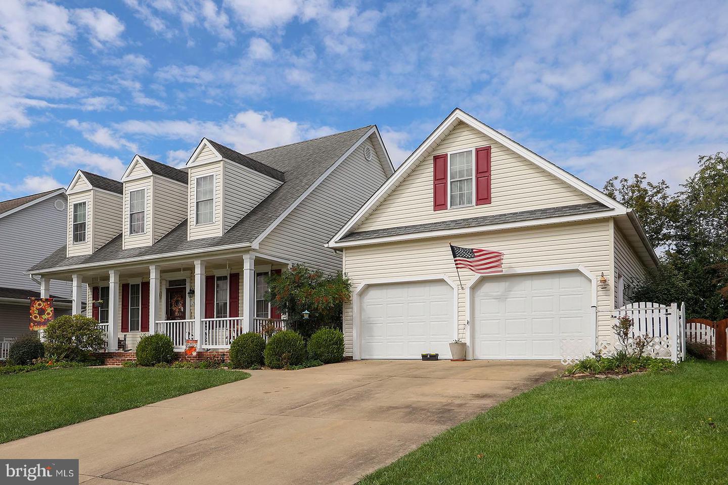 128 TRUNK DR, STEPHENS CITY, Virginia 22655, 3 Bedrooms Bedrooms, ,2 BathroomsBathrooms,Residential,For sale,128 TRUNK DR,VAFV2034332 MLS # VAFV2034332