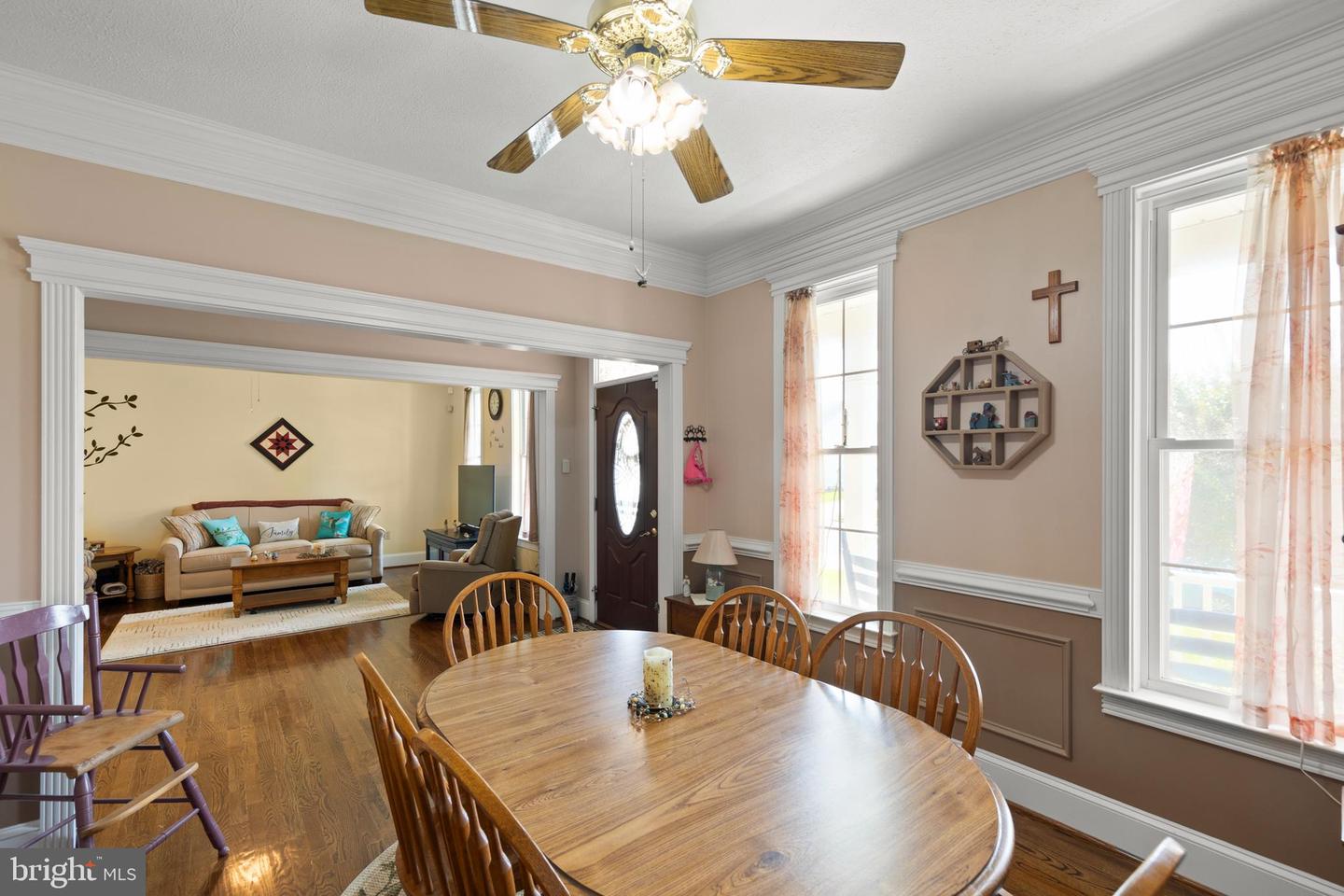128 TRUNK DR, STEPHENS CITY, Virginia 22655, 3 Bedrooms Bedrooms, ,2 BathroomsBathrooms,Residential,For sale,128 TRUNK DR,VAFV2034332 MLS # VAFV2034332