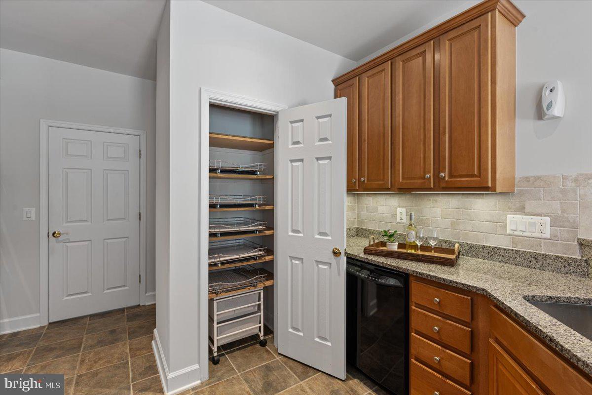 44469 BLUERIDGE MEADOWS DR, ASHBURN, Virginia 20147, 3 Bedrooms Bedrooms, ,2 BathroomsBathrooms,Residential,For sale,44469 BLUERIDGE MEADOWS DR,VALO2097618 MLS # VALO2097618