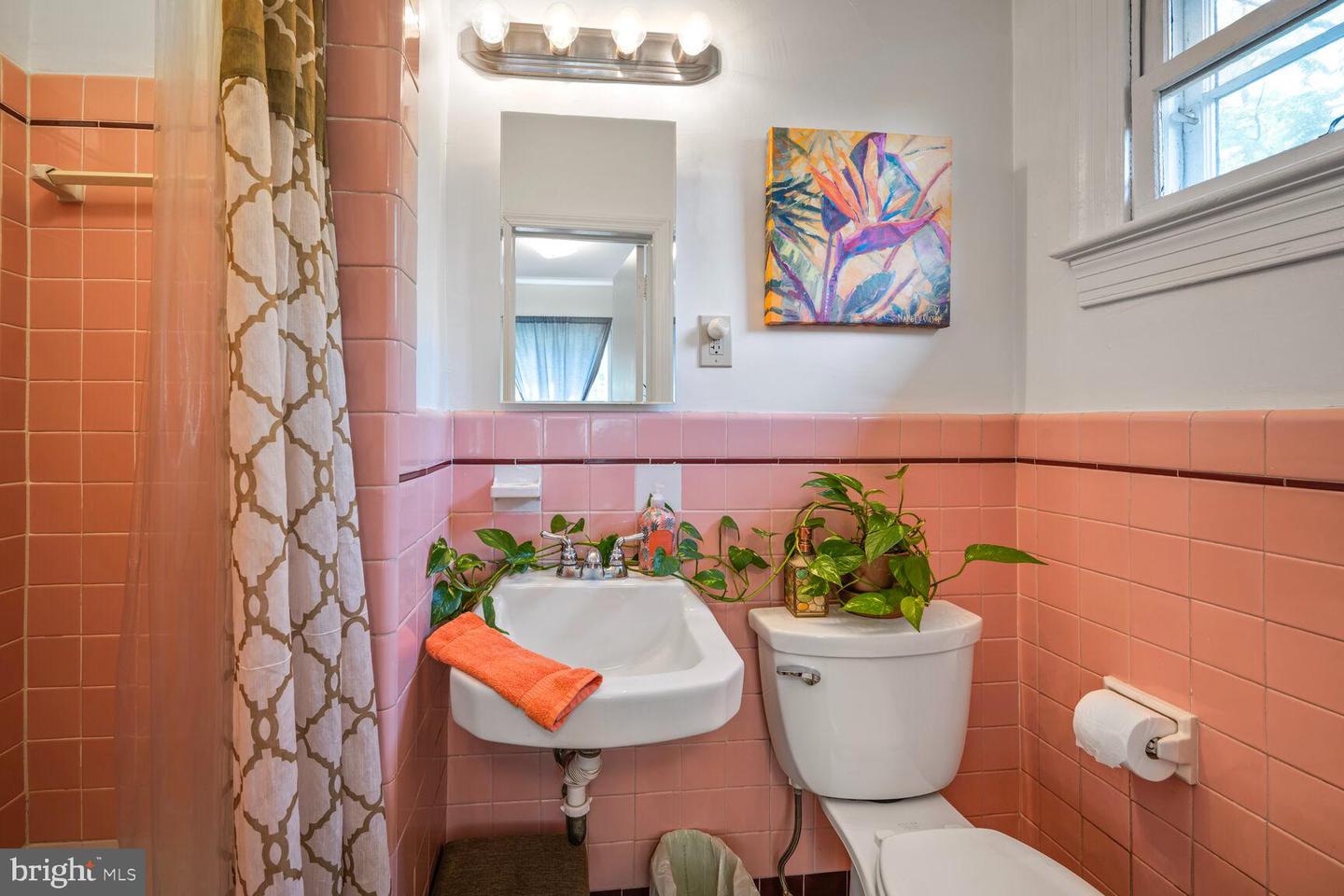 5463 NEBRASKA AVE NW, WASHINGTON, District Of Columbia 20015, 3 Bedrooms Bedrooms, ,2 BathroomsBathrooms,Residential,For sale,5463 NEBRASKA AVE NW,DCDC2202672 MLS # DCDC2202672