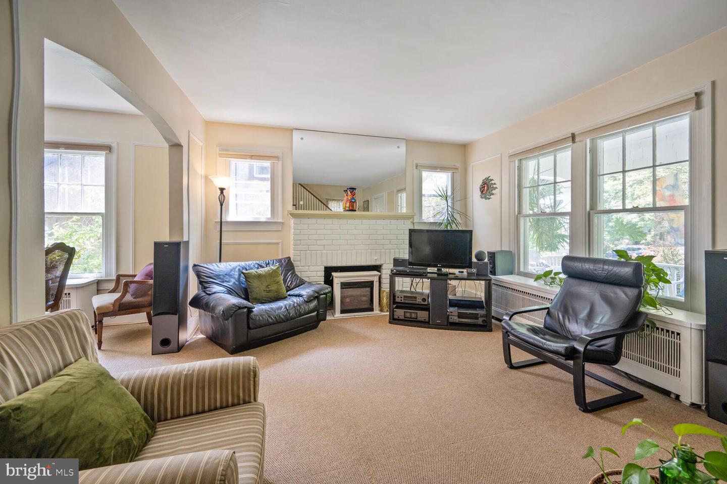5463 NEBRASKA AVE NW, WASHINGTON, District Of Columbia 20015, 3 Bedrooms Bedrooms, ,2 BathroomsBathrooms,Residential,For sale,5463 NEBRASKA AVE NW,DCDC2202672 MLS # DCDC2202672