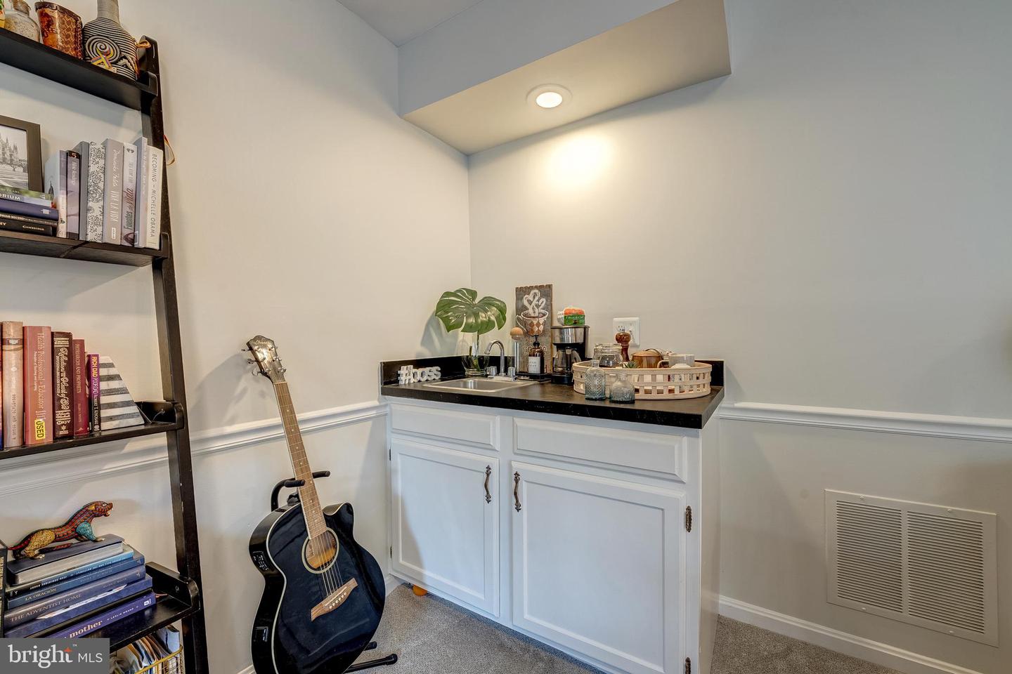 9312 SILVER MILL PL, FAIRFAX, Virginia 22031, 4 Bedrooms Bedrooms, ,3 BathroomsBathrooms,Residential,For sale,9312 SILVER MILL PL,VAFX2247130 MLS # VAFX2247130