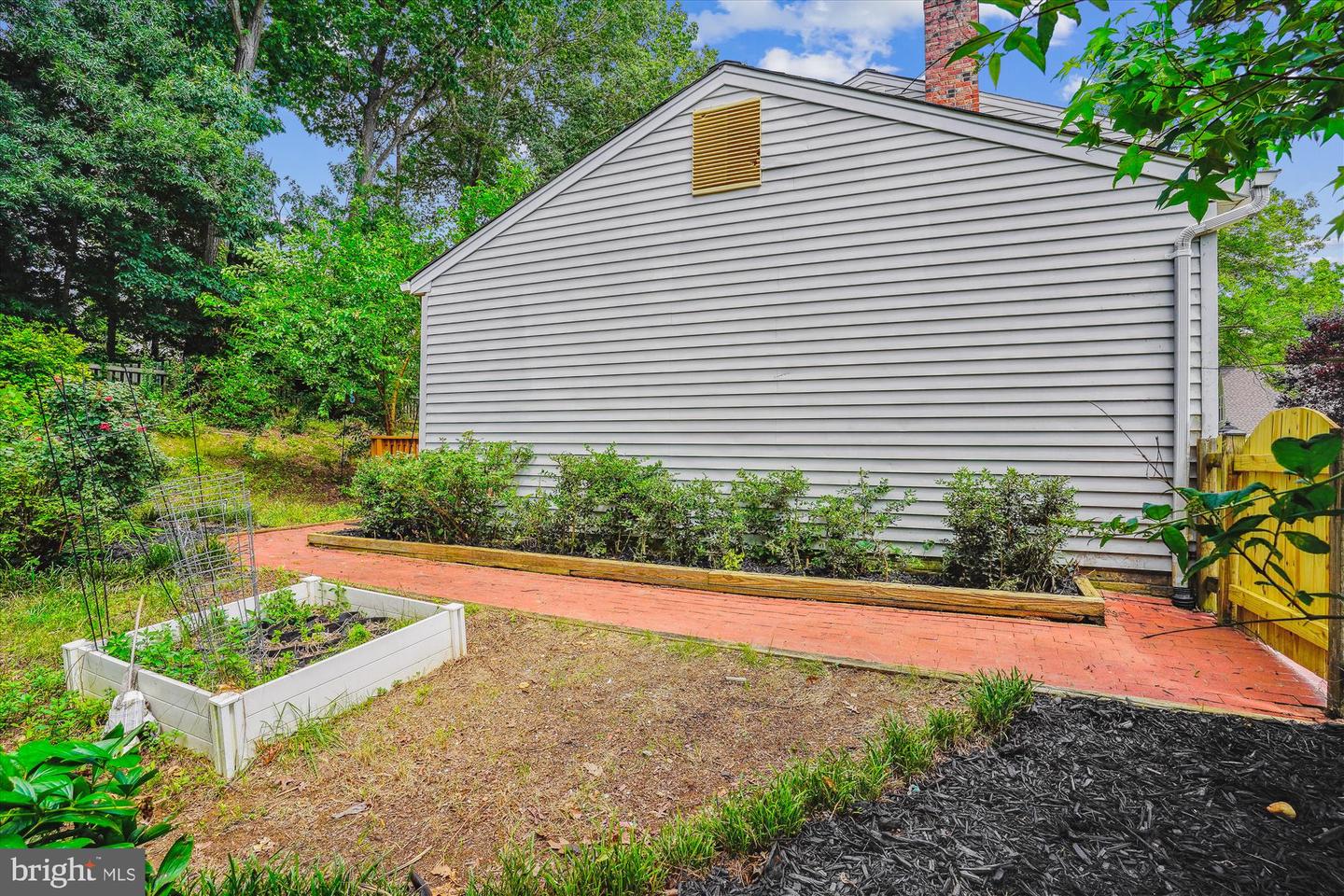 3864 ORIOLE CT, DUMFRIES, Virginia 22025, 4 Bedrooms Bedrooms, ,2 BathroomsBathrooms,Residential,For sale,3864 ORIOLE CT,VAPW2097090 MLS # VAPW2097090