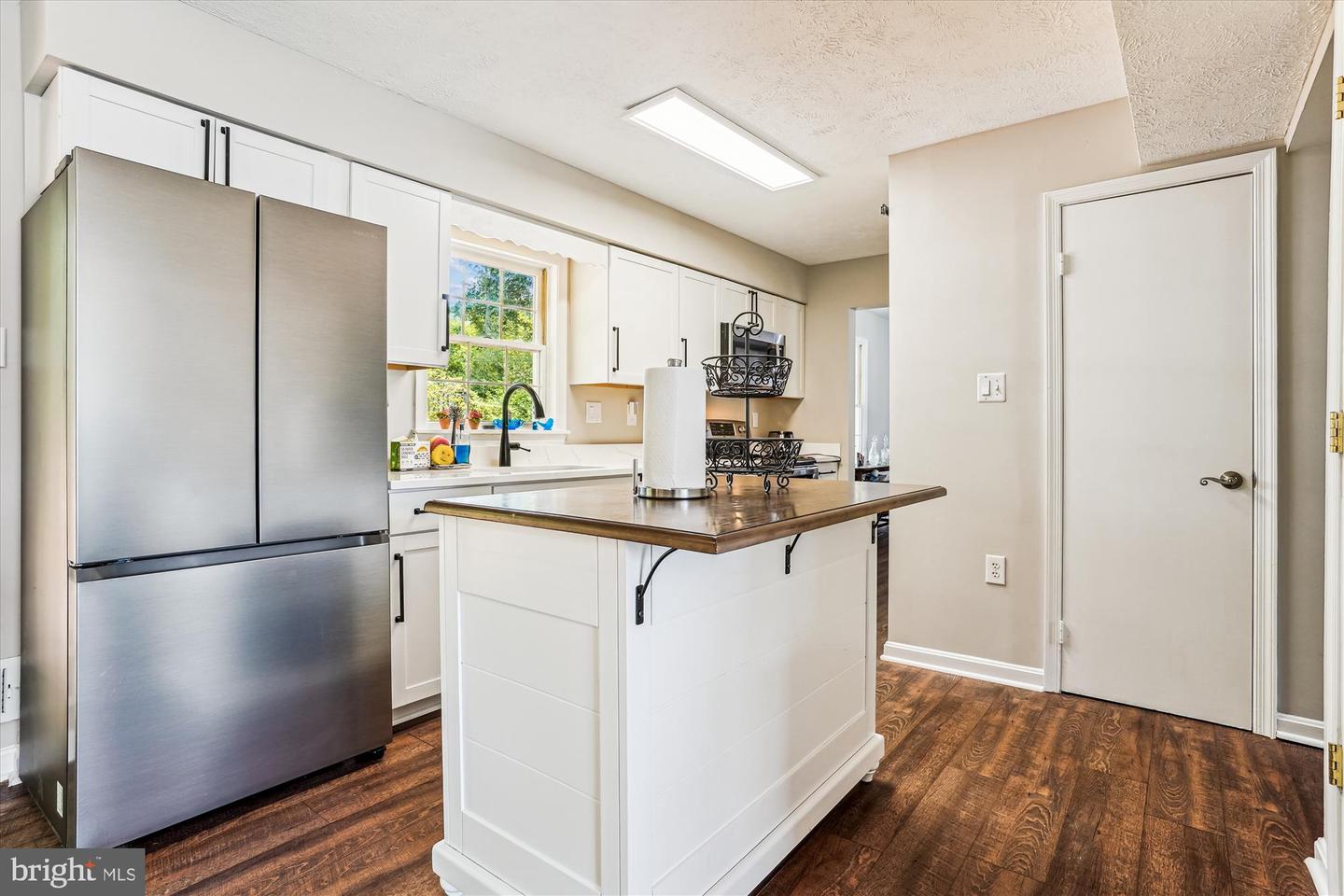 3864 ORIOLE CT, DUMFRIES, Virginia 22025, 4 Bedrooms Bedrooms, ,2 BathroomsBathrooms,Residential,For sale,3864 ORIOLE CT,VAPW2097090 MLS # VAPW2097090