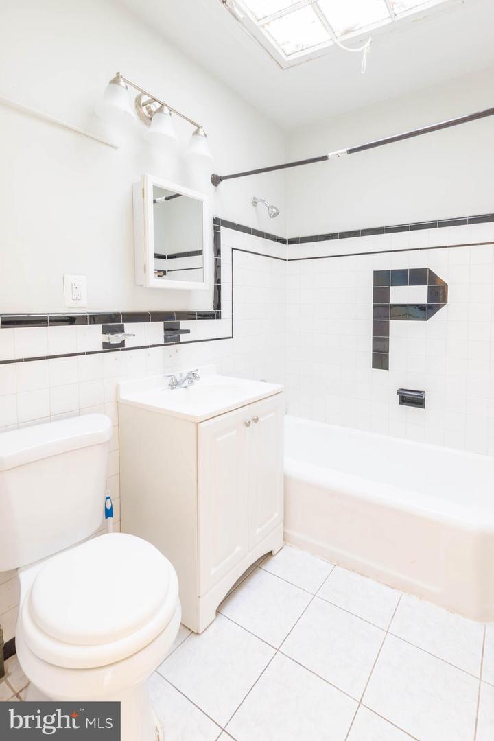 4916 7TH ST NW, WASHINGTON, District Of Columbia 20011, 4 Bedrooms Bedrooms, 4 Rooms Rooms,2 BathroomsBathrooms,Residential,For sale,4916 7TH ST NW,DCDC2206456 MLS # DCDC2206456
