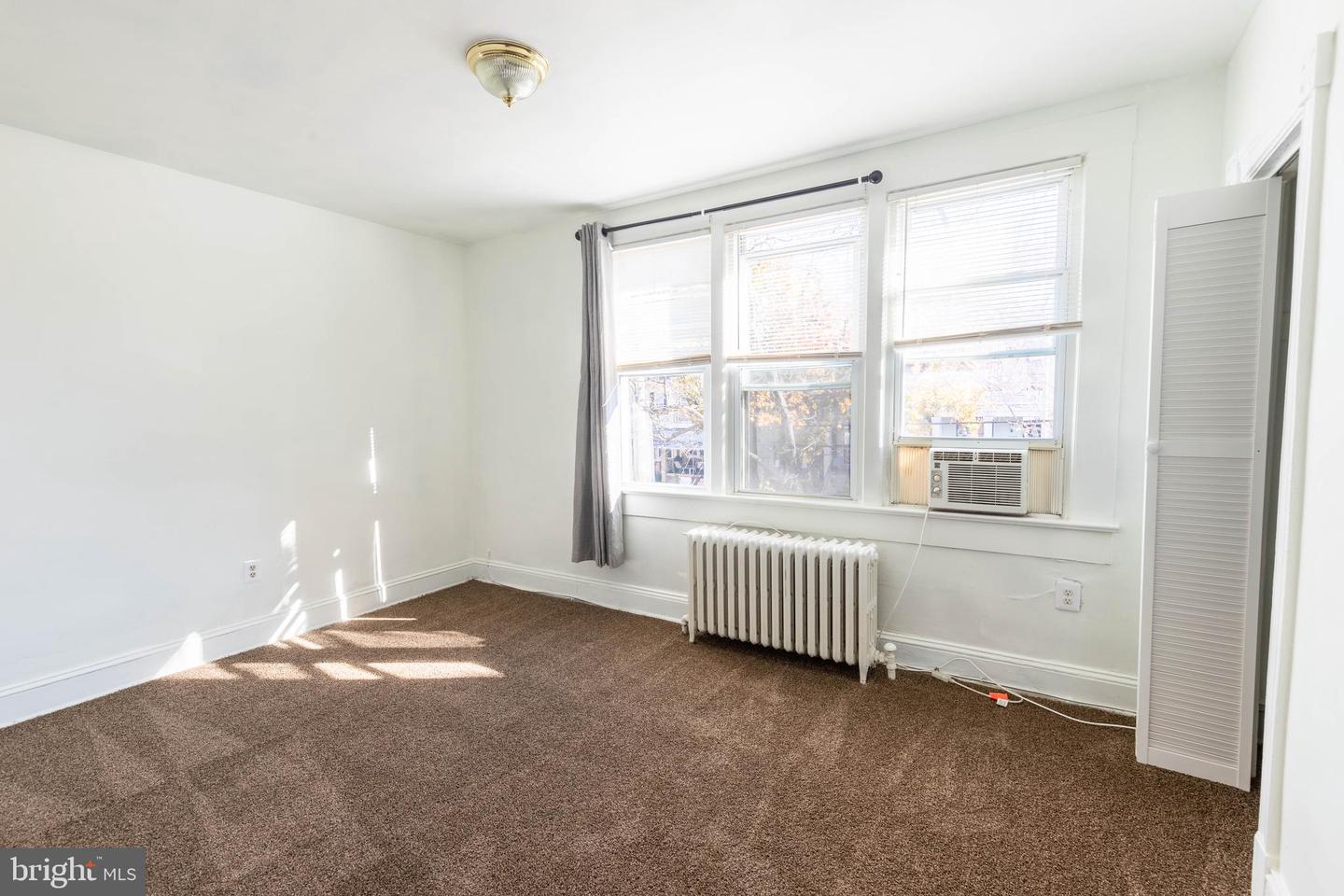4916 7TH ST NW, WASHINGTON, District Of Columbia 20011, 4 Bedrooms Bedrooms, 4 Rooms Rooms,2 BathroomsBathrooms,Residential,For sale,4916 7TH ST NW,DCDC2206456 MLS # DCDC2206456