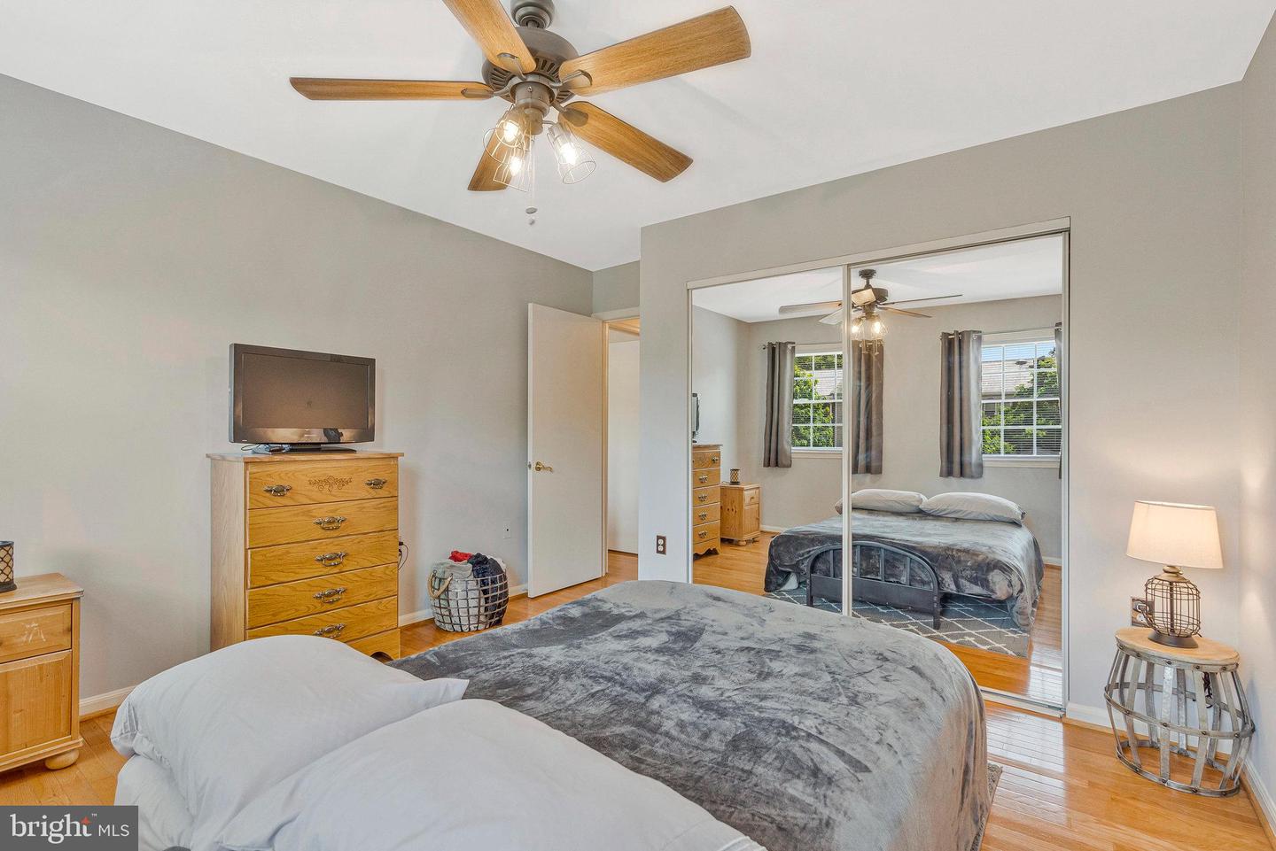 1013 MOOREFIELD HILL GRV SW, VIENNA, Virginia 22180, 3 Bedrooms Bedrooms, ,2 BathroomsBathrooms,Residential,For sale,1013 MOOREFIELD HILL GRV SW,VAFX2249968 MLS # VAFX2249968