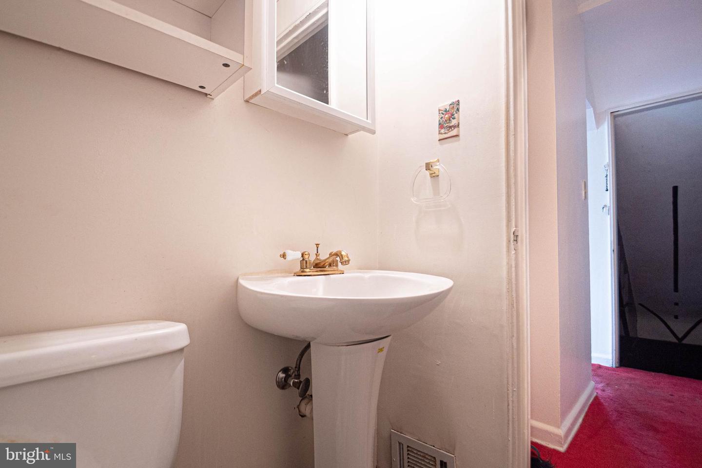601 FORRESTER ST SE, WASHINGTON, District Of Columbia 20032, 3 Bedrooms Bedrooms, ,2 BathroomsBathrooms,Residential,For sale,601 FORRESTER ST SE,DCDC2207426 MLS # DCDC2207426