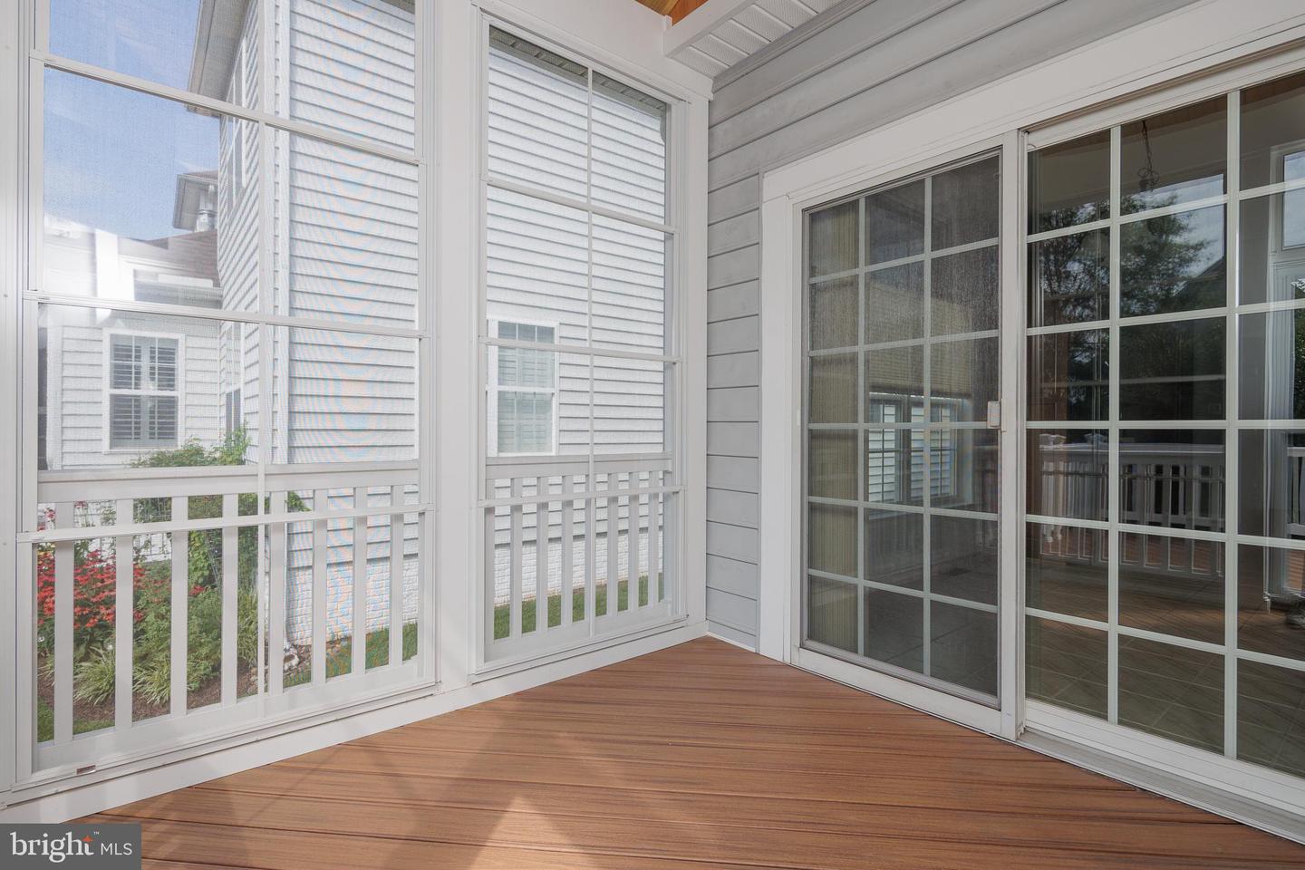 6037 CALUMET CT, GAINESVILLE, Virginia 20155, 2 Bedrooms Bedrooms, ,4 BathroomsBathrooms,Residential,For sale,6037 CALUMET CT,VAPW2097880 MLS # VAPW2097880