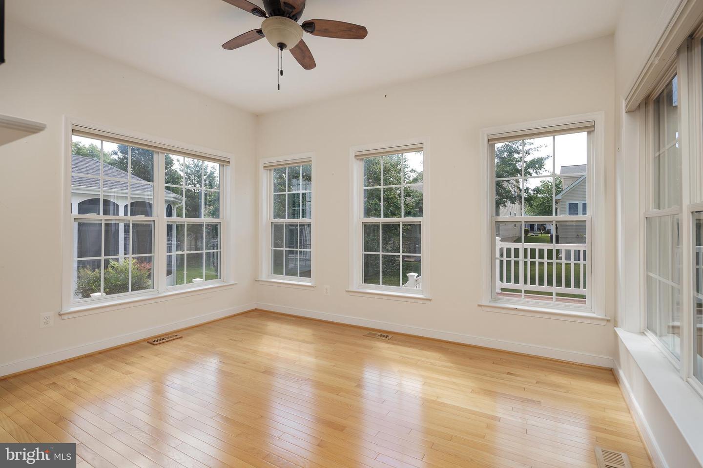 6037 CALUMET CT, GAINESVILLE, Virginia 20155, 2 Bedrooms Bedrooms, ,4 BathroomsBathrooms,Residential,For sale,6037 CALUMET CT,VAPW2097880 MLS # VAPW2097880