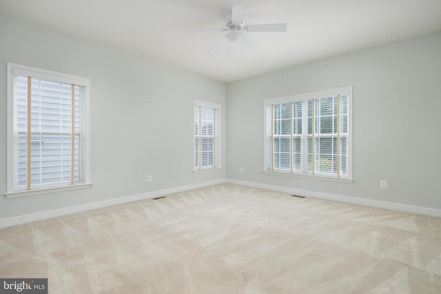 6037 CALUMET CT, GAINESVILLE, Virginia 20155, 2 Bedrooms Bedrooms, ,4 BathroomsBathrooms,Residential,For sale,6037 CALUMET CT,VAPW2097880 MLS # VAPW2097880