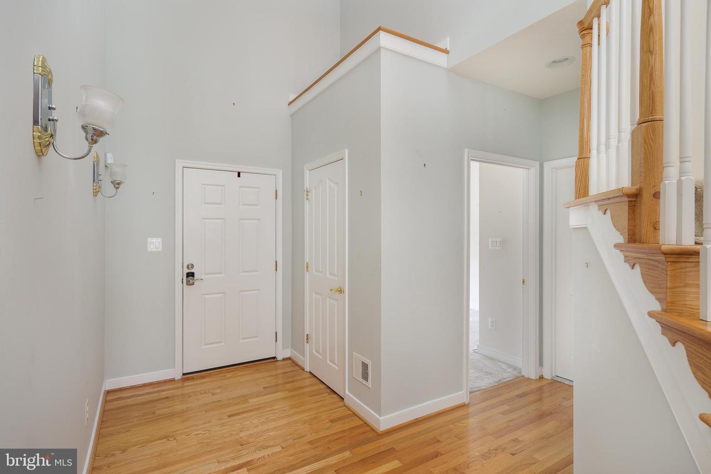 6037 CALUMET CT, GAINESVILLE, Virginia 20155, 2 Bedrooms Bedrooms, ,4 BathroomsBathrooms,Residential,For sale,6037 CALUMET CT,VAPW2097880 MLS # VAPW2097880