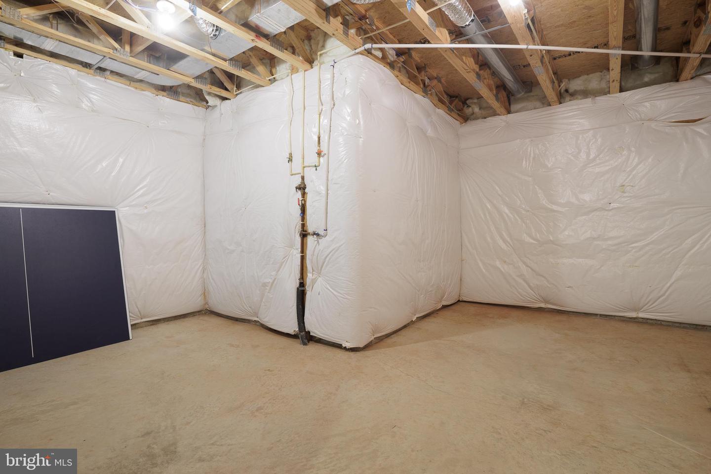6037 CALUMET CT, GAINESVILLE, Virginia 20155, 2 Bedrooms Bedrooms, ,4 BathroomsBathrooms,Residential,For sale,6037 CALUMET CT,VAPW2097880 MLS # VAPW2097880