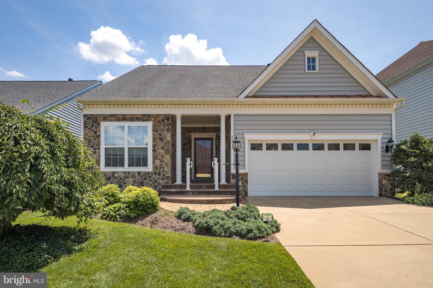6037 CALUMET CT, GAINESVILLE, Virginia 20155, 2 Bedrooms Bedrooms, ,4 BathroomsBathrooms,Residential,For sale,6037 CALUMET CT,VAPW2097880 MLS # VAPW2097880