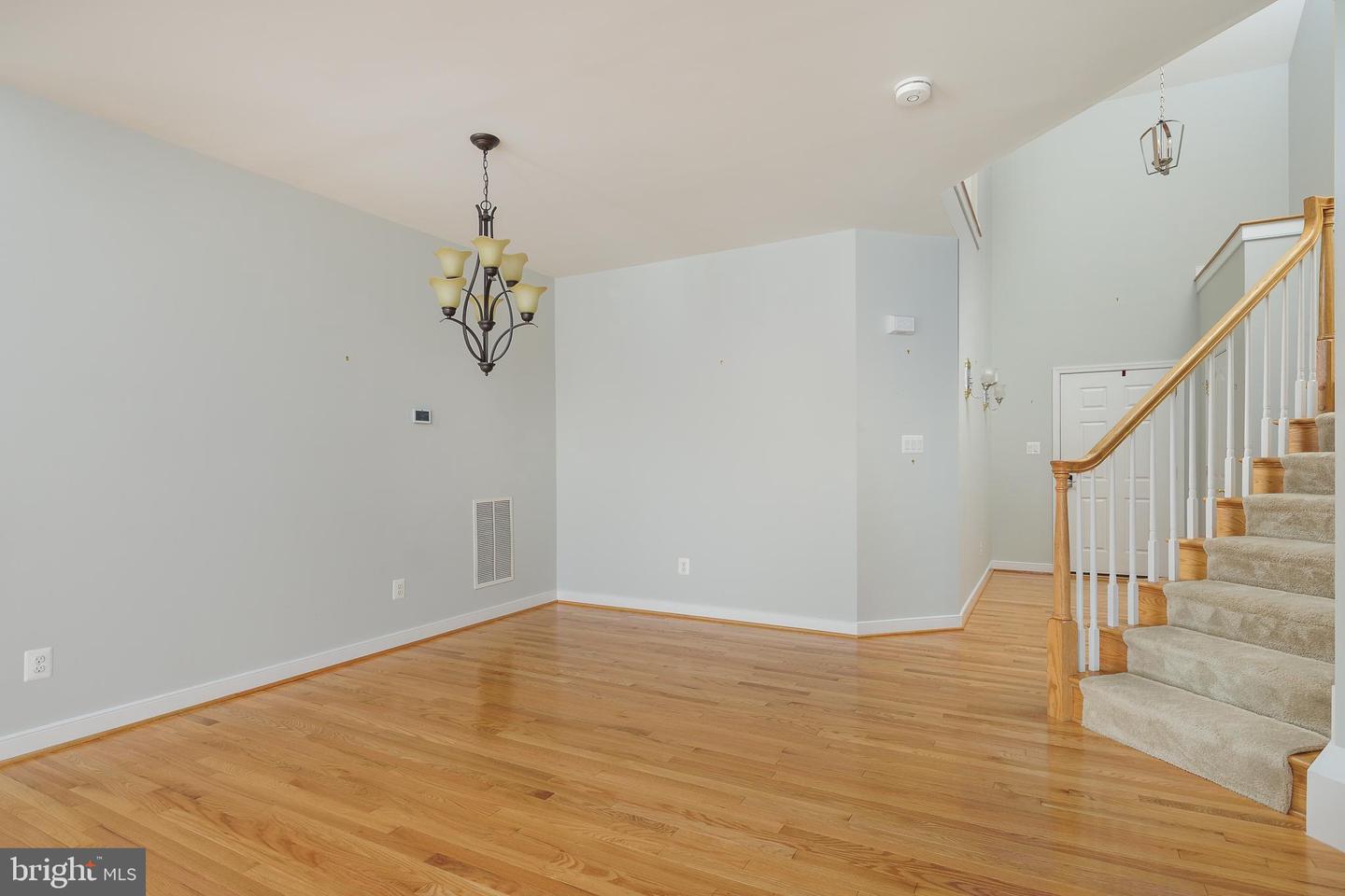 6037 CALUMET CT, GAINESVILLE, Virginia 20155, 2 Bedrooms Bedrooms, ,4 BathroomsBathrooms,Residential,For sale,6037 CALUMET CT,VAPW2097880 MLS # VAPW2097880