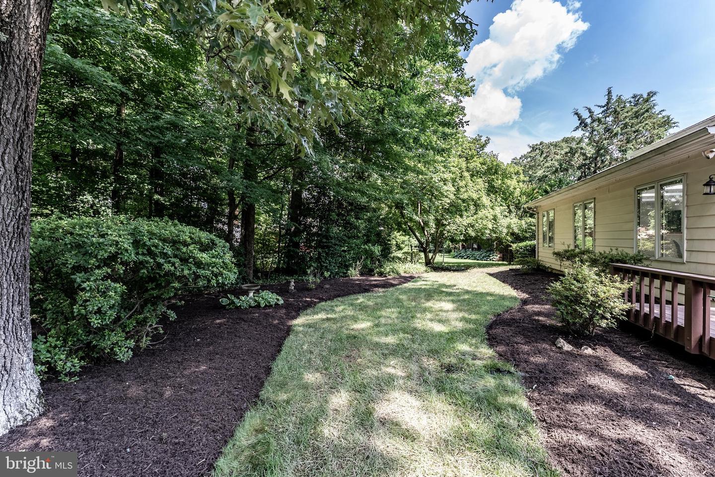 8702 PAPPAS WAY, ANNANDALE, Virginia 22003, 4 Bedrooms Bedrooms, ,2 BathroomsBathrooms,Residential,For sale,8702 PAPPAS WAY,VAFX2250508 MLS # VAFX2250508