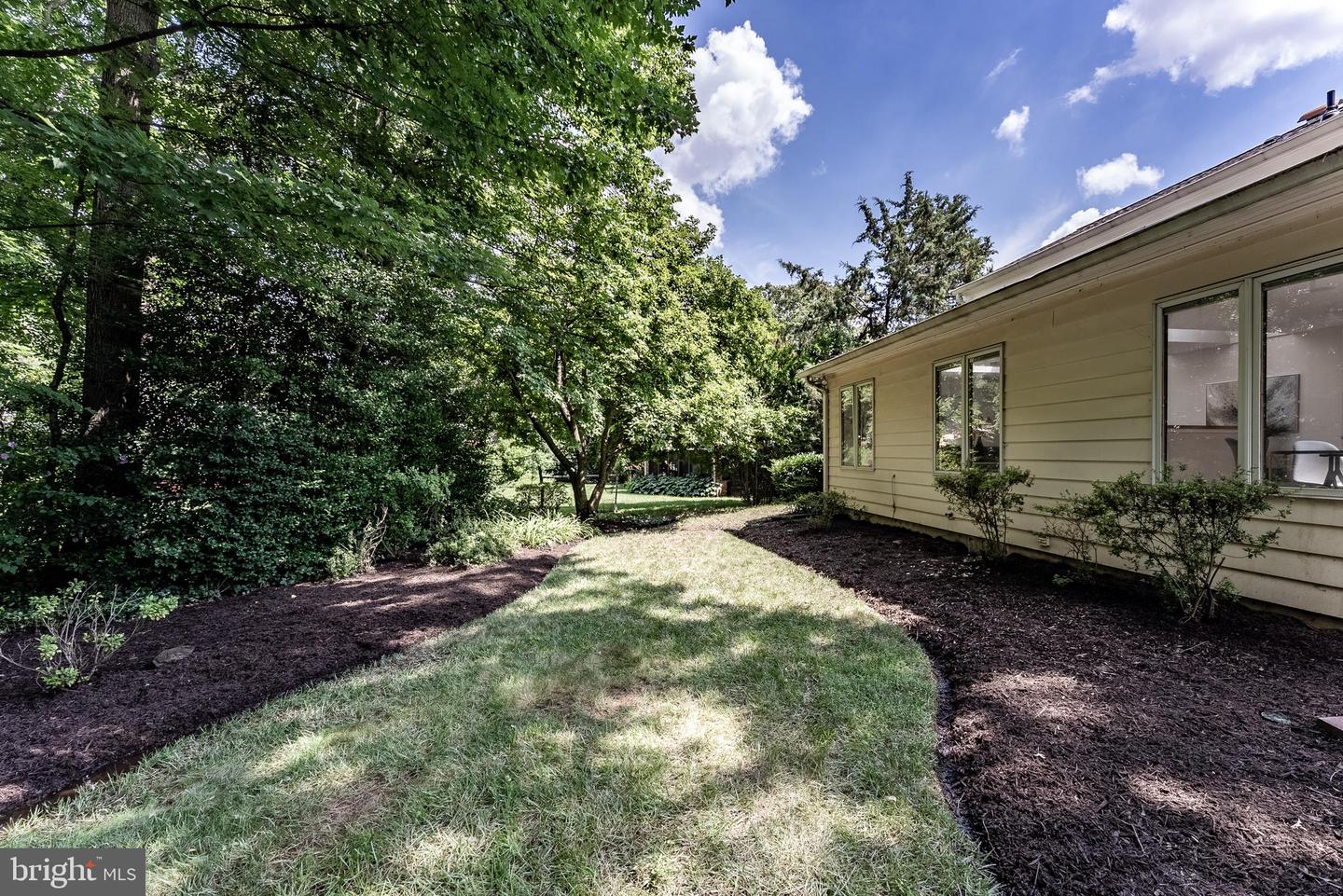 8702 PAPPAS WAY, ANNANDALE, Virginia 22003, 4 Bedrooms Bedrooms, ,2 BathroomsBathrooms,Residential,For sale,8702 PAPPAS WAY,VAFX2250508 MLS # VAFX2250508
