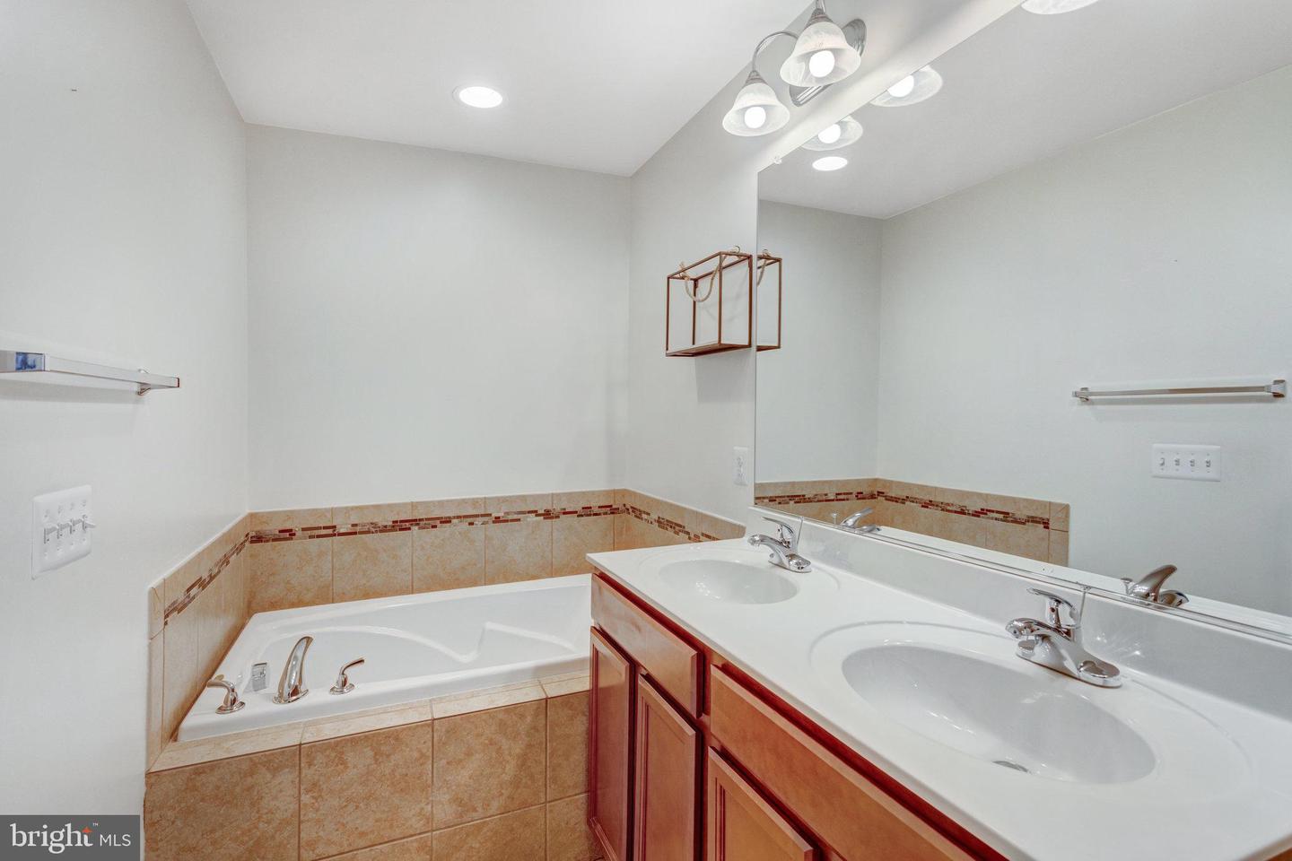 414 WOODSTREAM CIR #32133, STAFFORD, Virginia 22556, 2 Bedrooms Bedrooms, ,2 BathroomsBathrooms,Residential,For sale,414 WOODSTREAM CIR #32133,VAST2040236 MLS # VAST2040236