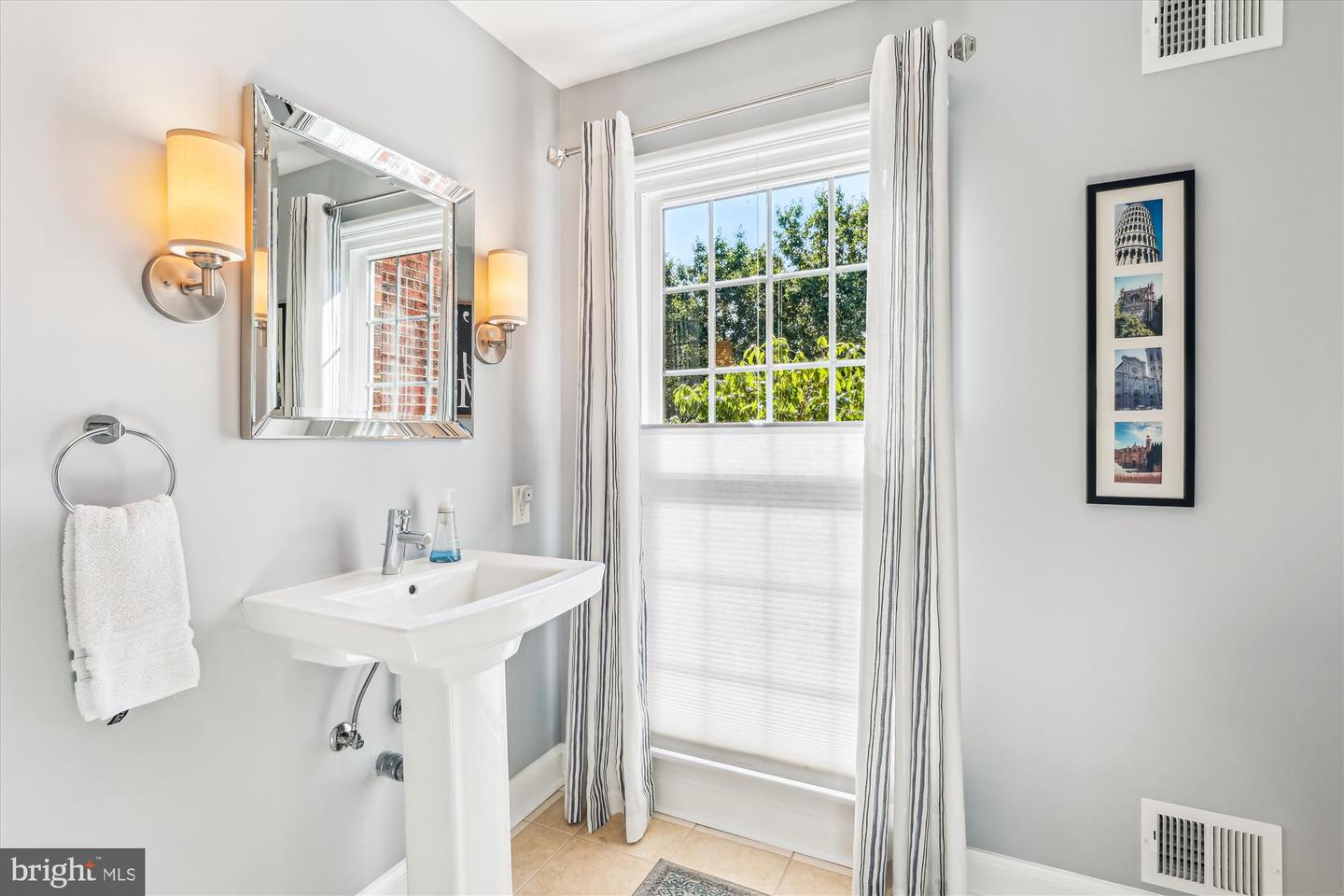 1200 N GAILLARD ST, ALEXANDRIA, Virginia 22304, 4 Bedrooms Bedrooms, ,3 BathroomsBathrooms,Residential,For sale,1200 N GAILLARD ST,VAAX2046926 MLS # VAAX2046926