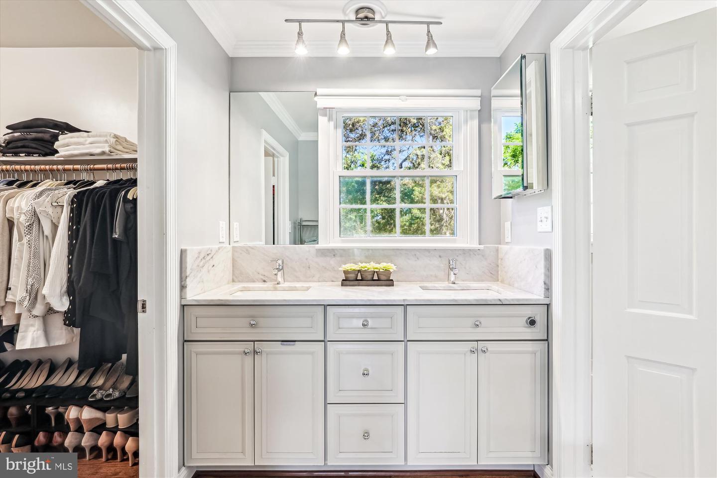 1200 N GAILLARD ST, ALEXANDRIA, Virginia 22304, 4 Bedrooms Bedrooms, ,3 BathroomsBathrooms,Residential,For sale,1200 N GAILLARD ST,VAAX2046926 MLS # VAAX2046926