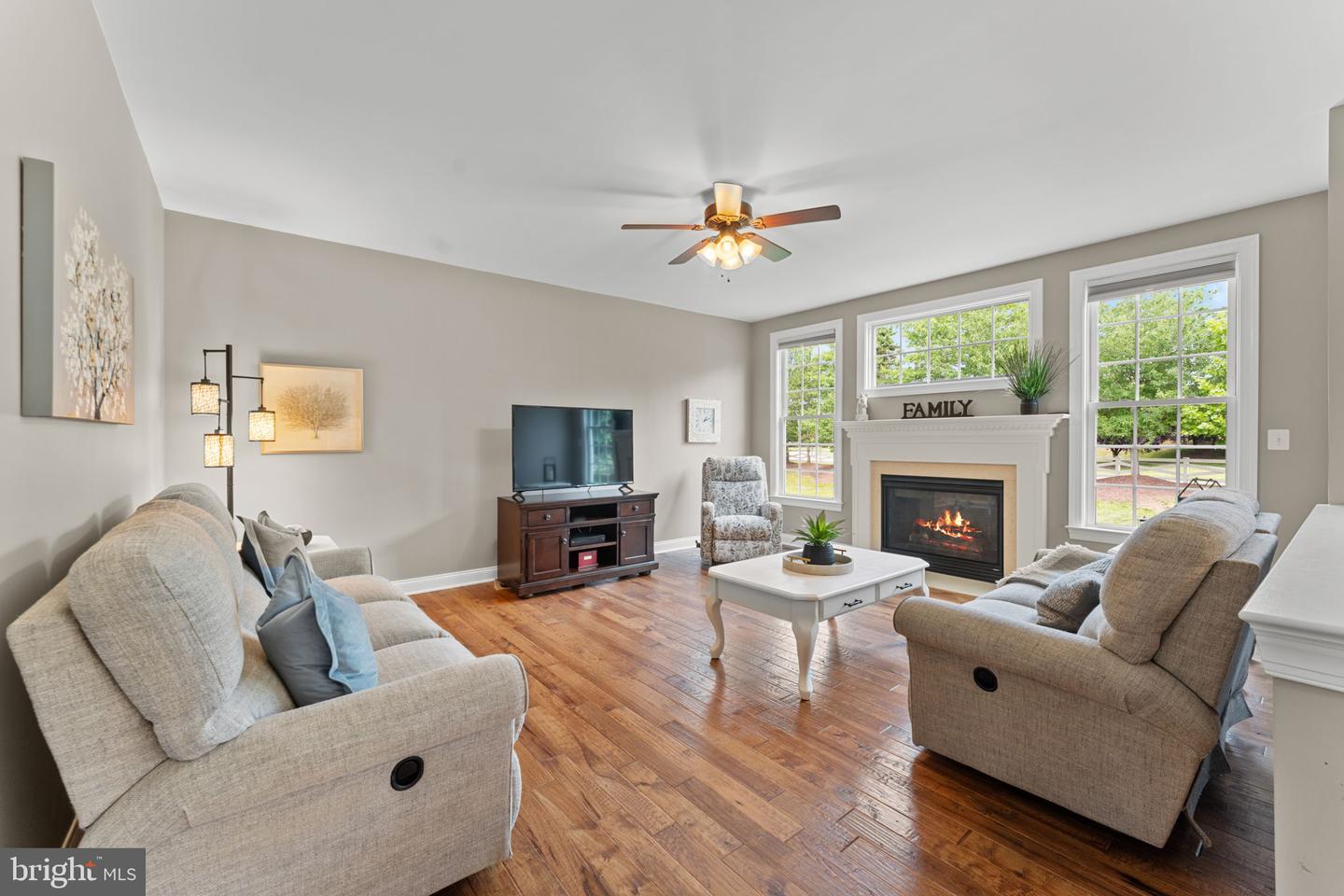 15224 GRIGSBY PL, HAYMARKET, Virginia 20169, 4 Bedrooms Bedrooms, ,4 BathroomsBathrooms,Residential,For sale,15224 GRIGSBY PL,VAPW2098138 MLS # VAPW2098138