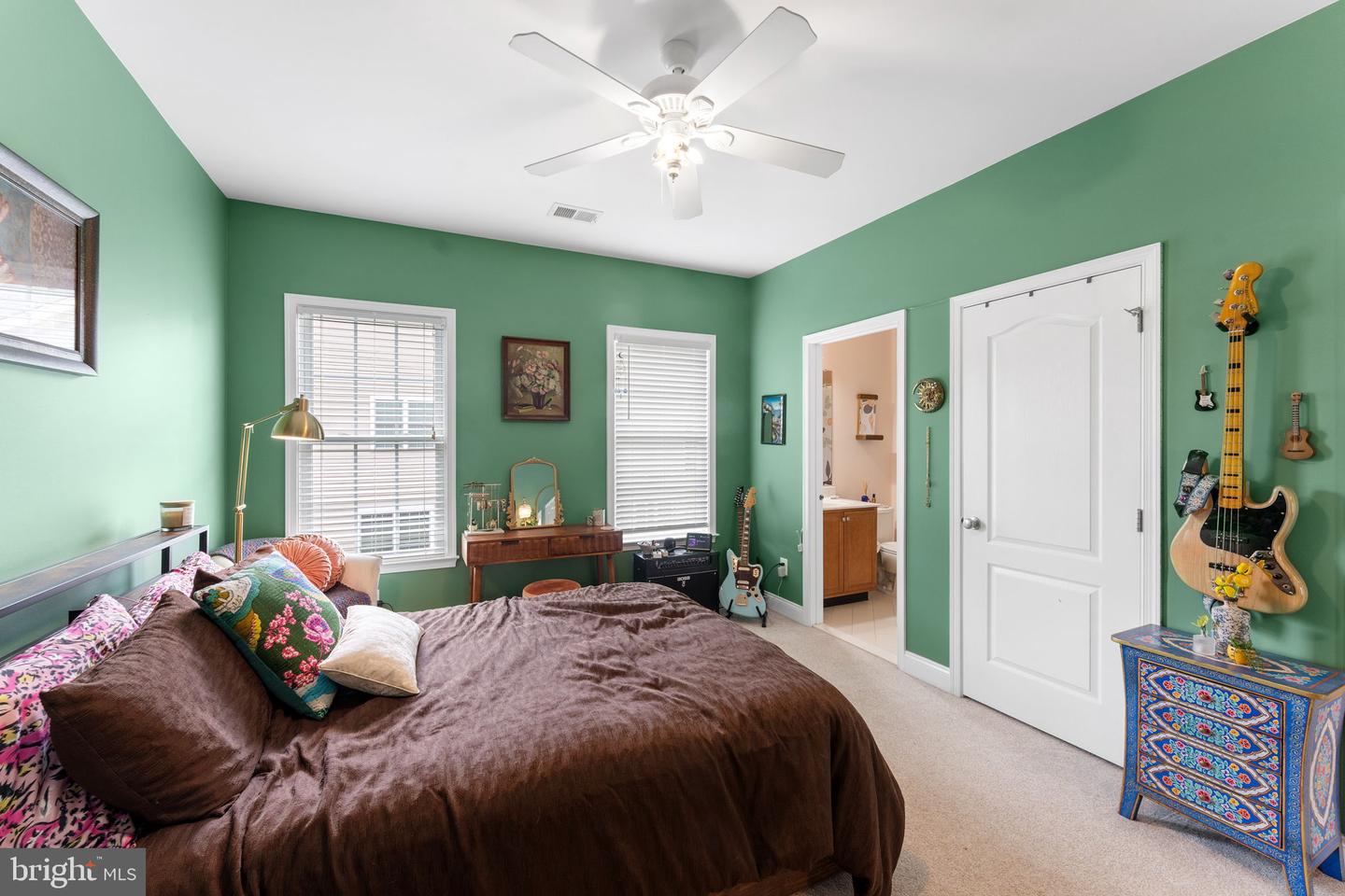 15224 GRIGSBY PL, HAYMARKET, Virginia 20169, 4 Bedrooms Bedrooms, ,4 BathroomsBathrooms,Residential,For sale,15224 GRIGSBY PL,VAPW2098138 MLS # VAPW2098138
