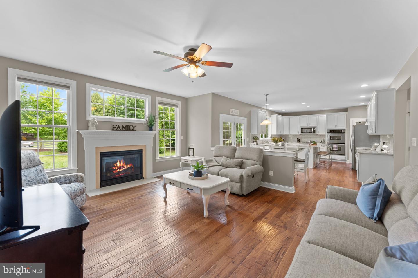 15224 GRIGSBY PL, HAYMARKET, Virginia 20169, 4 Bedrooms Bedrooms, ,4 BathroomsBathrooms,Residential,For sale,15224 GRIGSBY PL,VAPW2098138 MLS # VAPW2098138