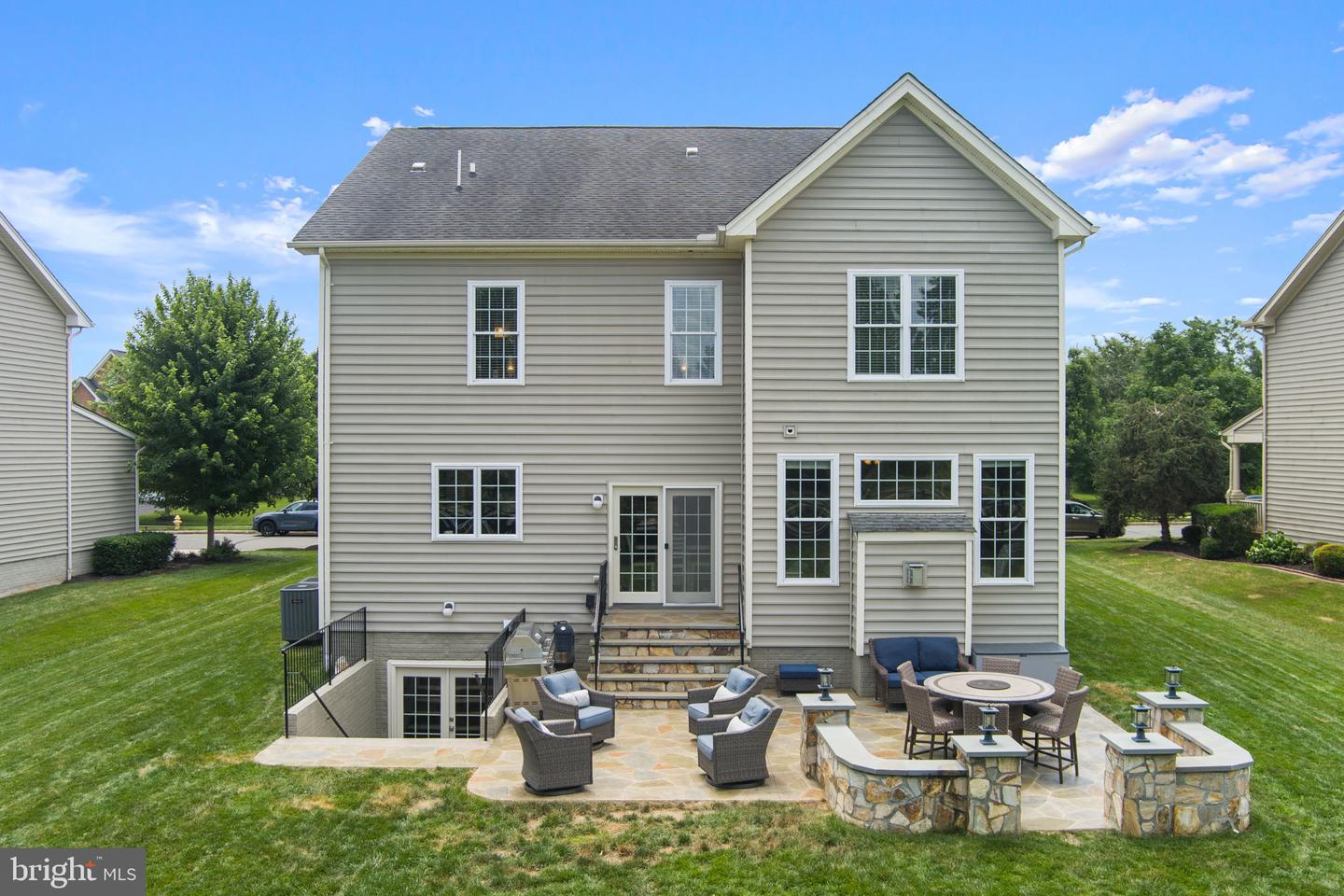 15224 GRIGSBY PL, HAYMARKET, Virginia 20169, 4 Bedrooms Bedrooms, ,4 BathroomsBathrooms,Residential,For sale,15224 GRIGSBY PL,VAPW2098138 MLS # VAPW2098138