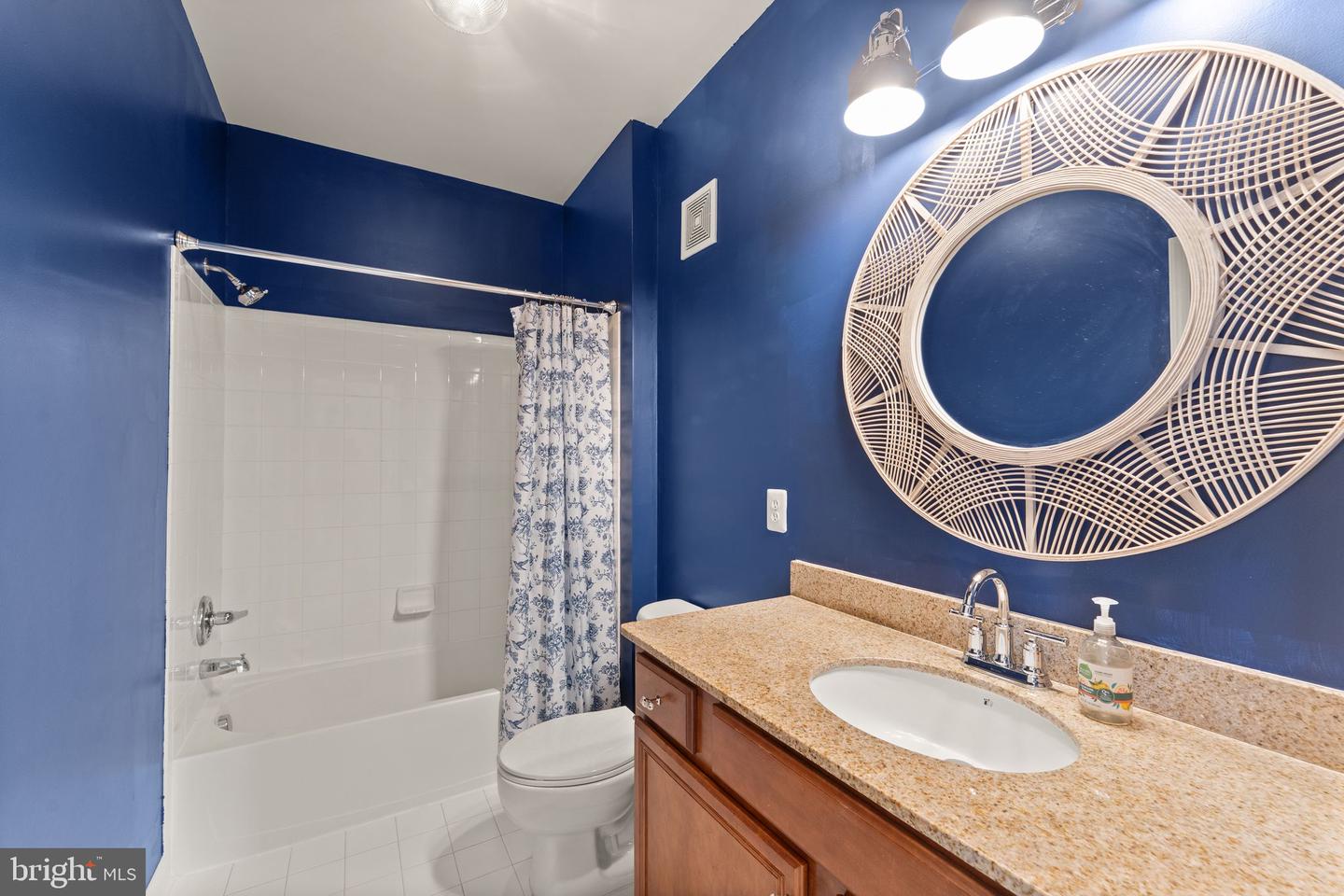 19327 DIAMOND LAKE DR, LEESBURG, Virginia 20176, 3 Bedrooms Bedrooms, ,2 BathroomsBathrooms,Residential,For sale,19327 DIAMOND LAKE DR,VALO2100908 MLS # VALO2100908