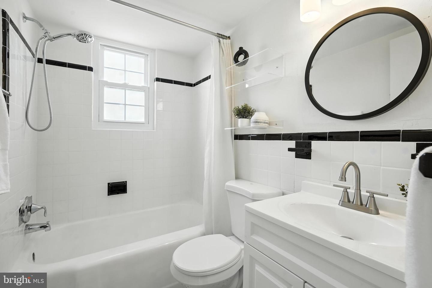 2030 N VERMONT ST #304, ARLINGTON, Virginia 22207, 1 Bedroom Bedrooms, ,1 BathroomBathrooms,Residential,For sale,2030 N VERMONT ST #304,VAAR2060056 MLS # VAAR2060056