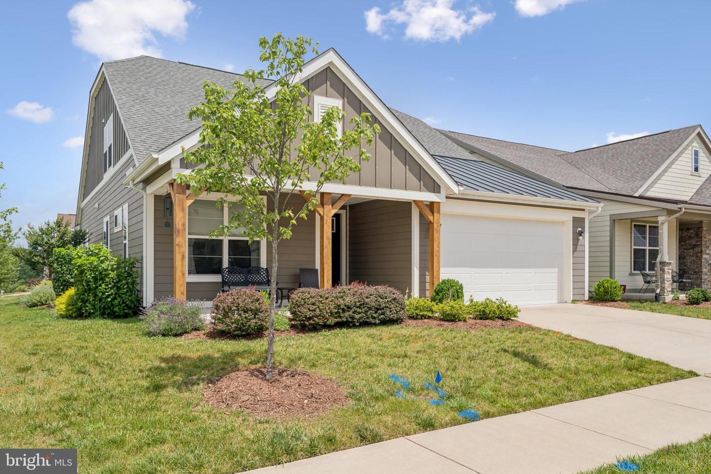 117 NUTHATCH DR, LAKE FREDERICK, Virginia 22630, 3 Bedrooms Bedrooms, ,3 BathroomsBathrooms,Residential,For sale,117 NUTHATCH DR,VAFV2035198 MLS # VAFV2035198