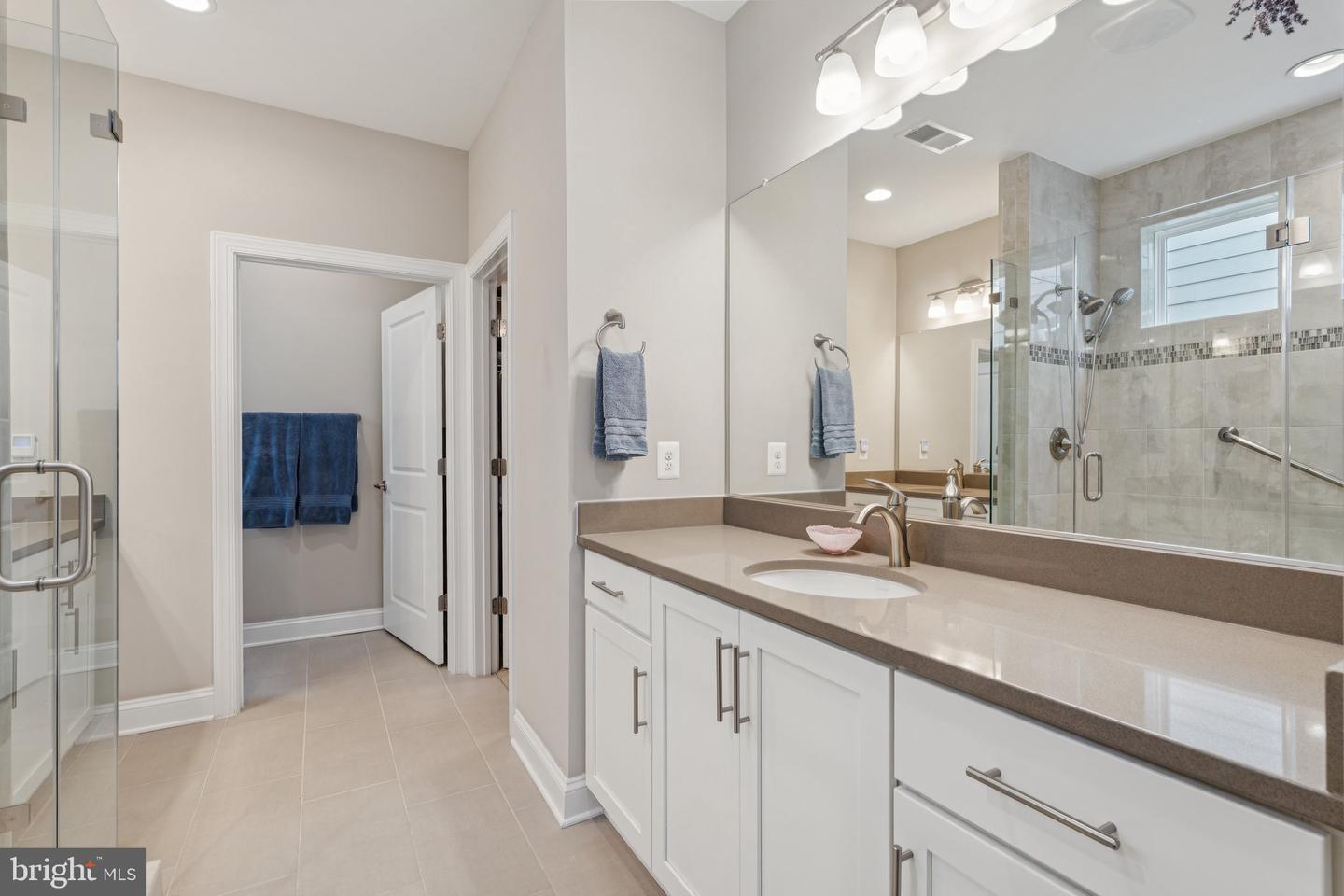 117 NUTHATCH DR, LAKE FREDERICK, Virginia 22630, 3 Bedrooms Bedrooms, ,3 BathroomsBathrooms,Residential,For sale,117 NUTHATCH DR,VAFV2035198 MLS # VAFV2035198
