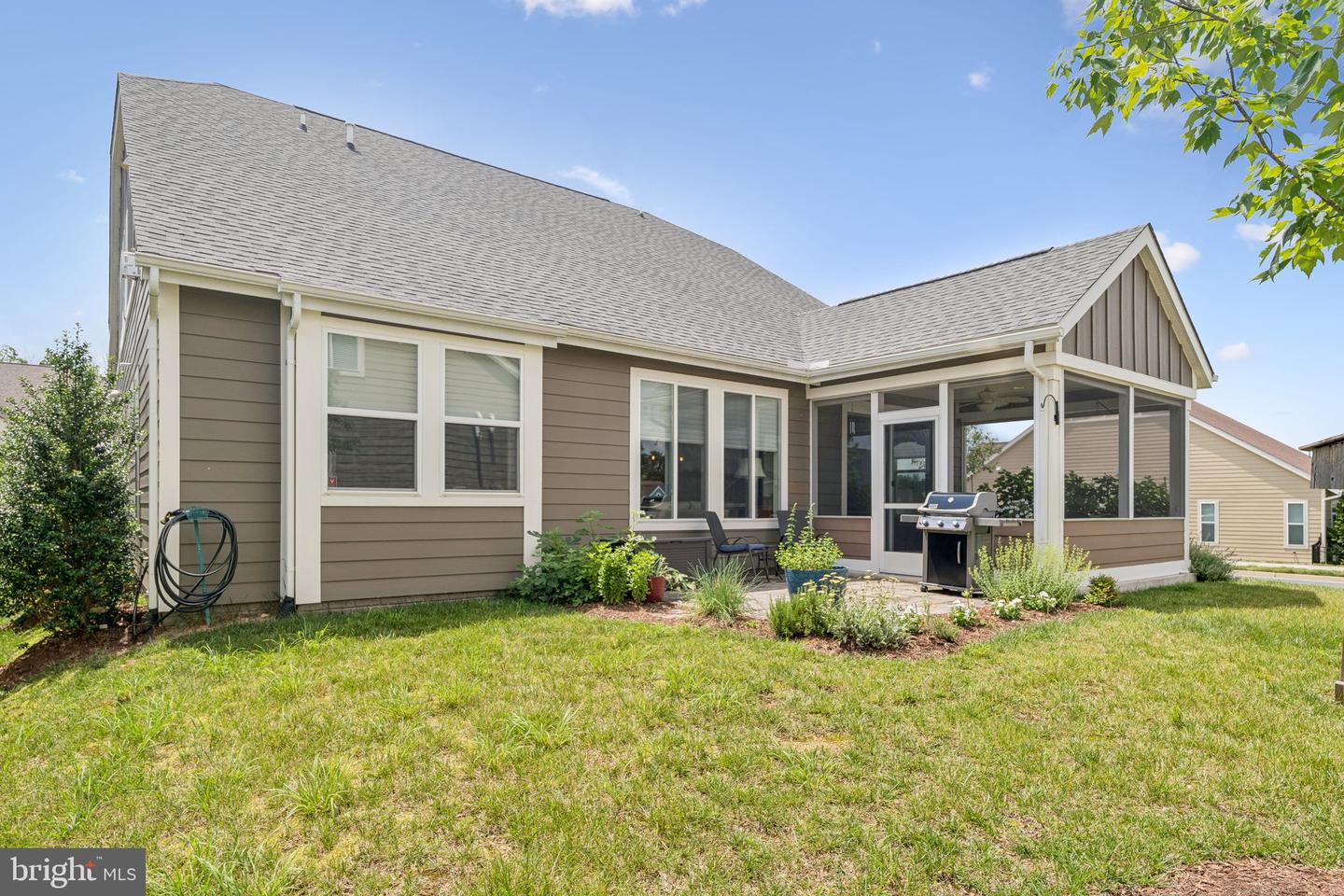 117 NUTHATCH DR, LAKE FREDERICK, Virginia 22630, 3 Bedrooms Bedrooms, ,3 BathroomsBathrooms,Residential,For sale,117 NUTHATCH DR,VAFV2035198 MLS # VAFV2035198