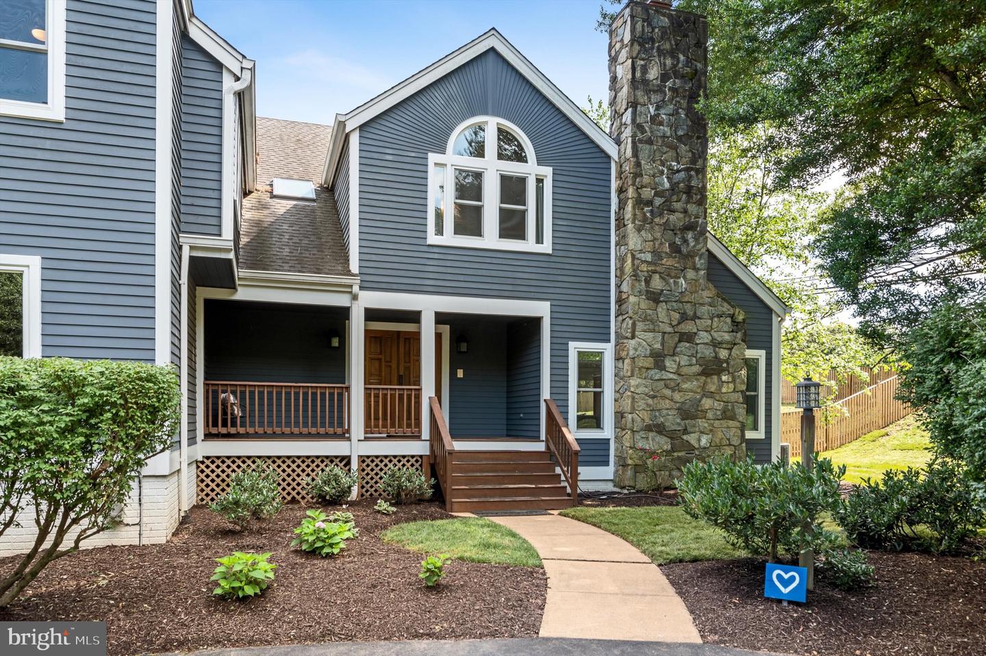10309 E HUNTER VALLEY RD, VIENNA, Virginia 22181, 6 Bedrooms Bedrooms, ,5 BathroomsBathrooms,Residential,For sale,10309 E HUNTER VALLEY RD,VAFX2252958 MLS # VAFX2252958