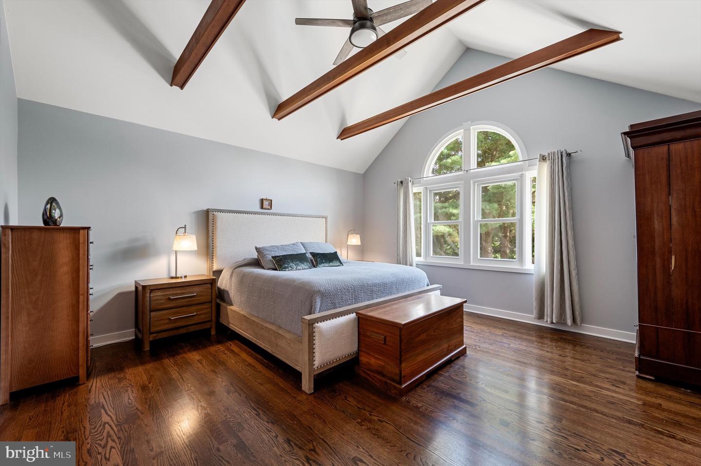 10309 E HUNTER VALLEY RD, VIENNA, Virginia 22181, 6 Bedrooms Bedrooms, ,5 BathroomsBathrooms,Residential,For sale,10309 E HUNTER VALLEY RD,VAFX2252958 MLS # VAFX2252958