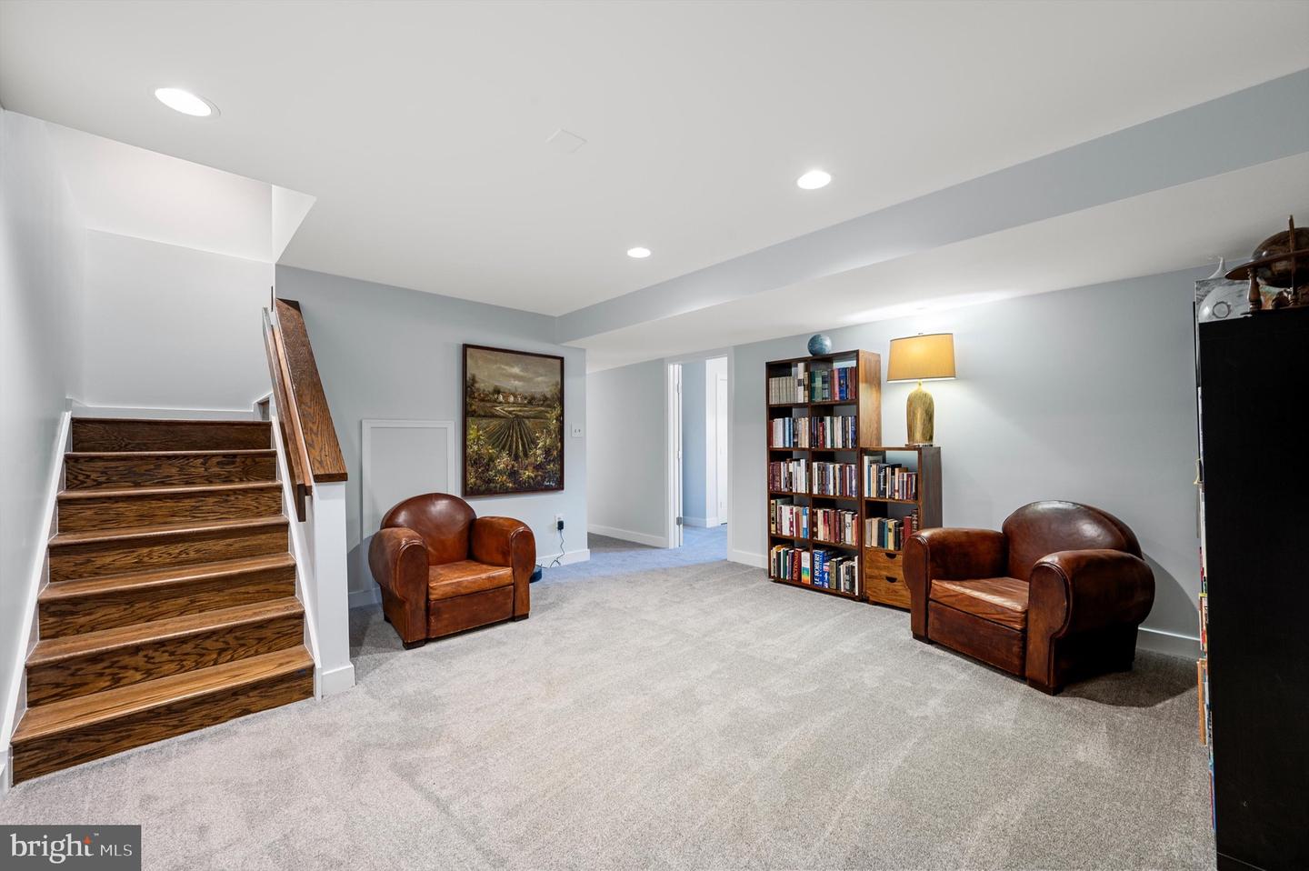 10309 E HUNTER VALLEY RD, VIENNA, Virginia 22181, 6 Bedrooms Bedrooms, ,5 BathroomsBathrooms,Residential,For sale,10309 E HUNTER VALLEY RD,VAFX2252958 MLS # VAFX2252958